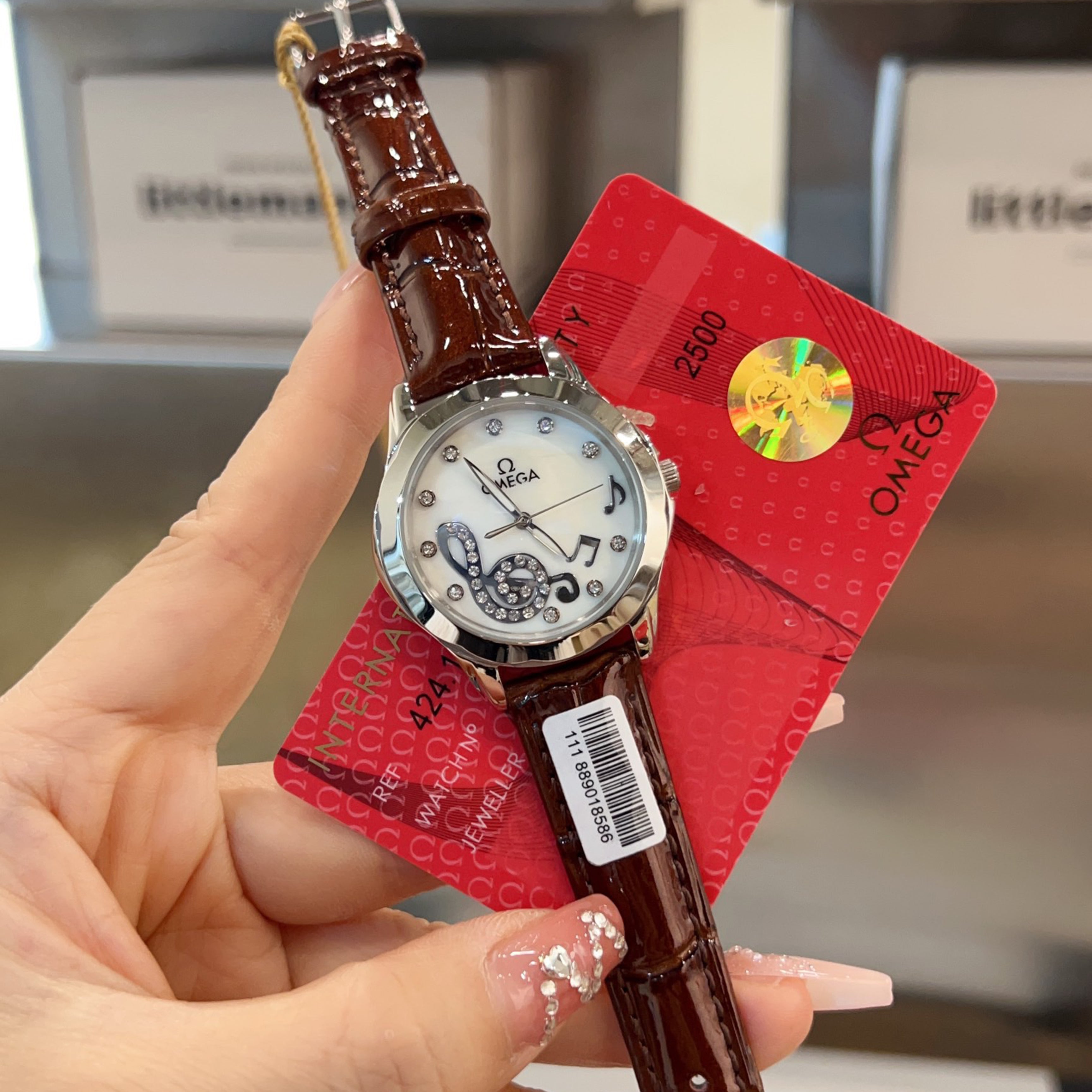 Omeg* - Women's Quartz Watch 36MM