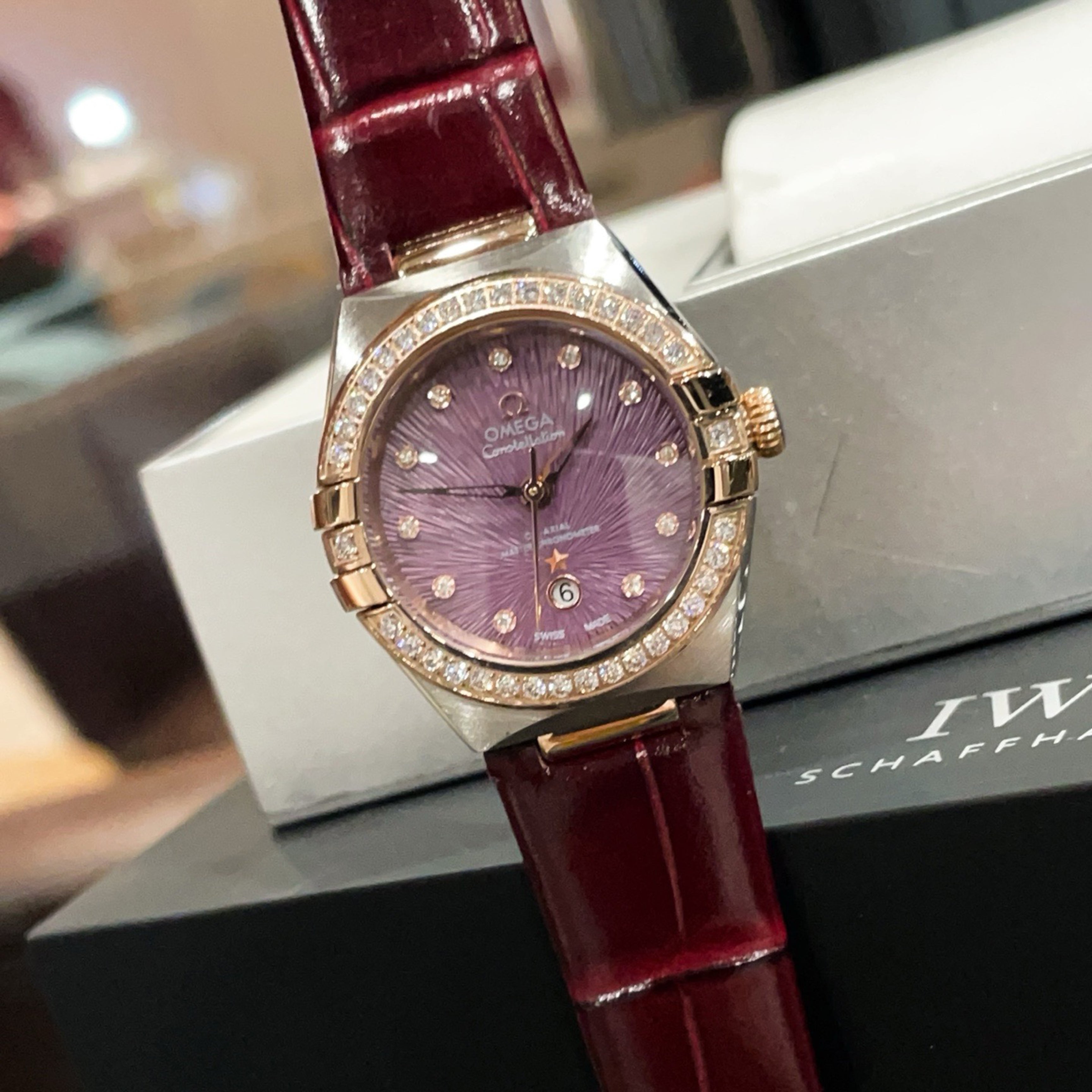 Omeg*- Fifth Generation Constellation Ladies' 29mm