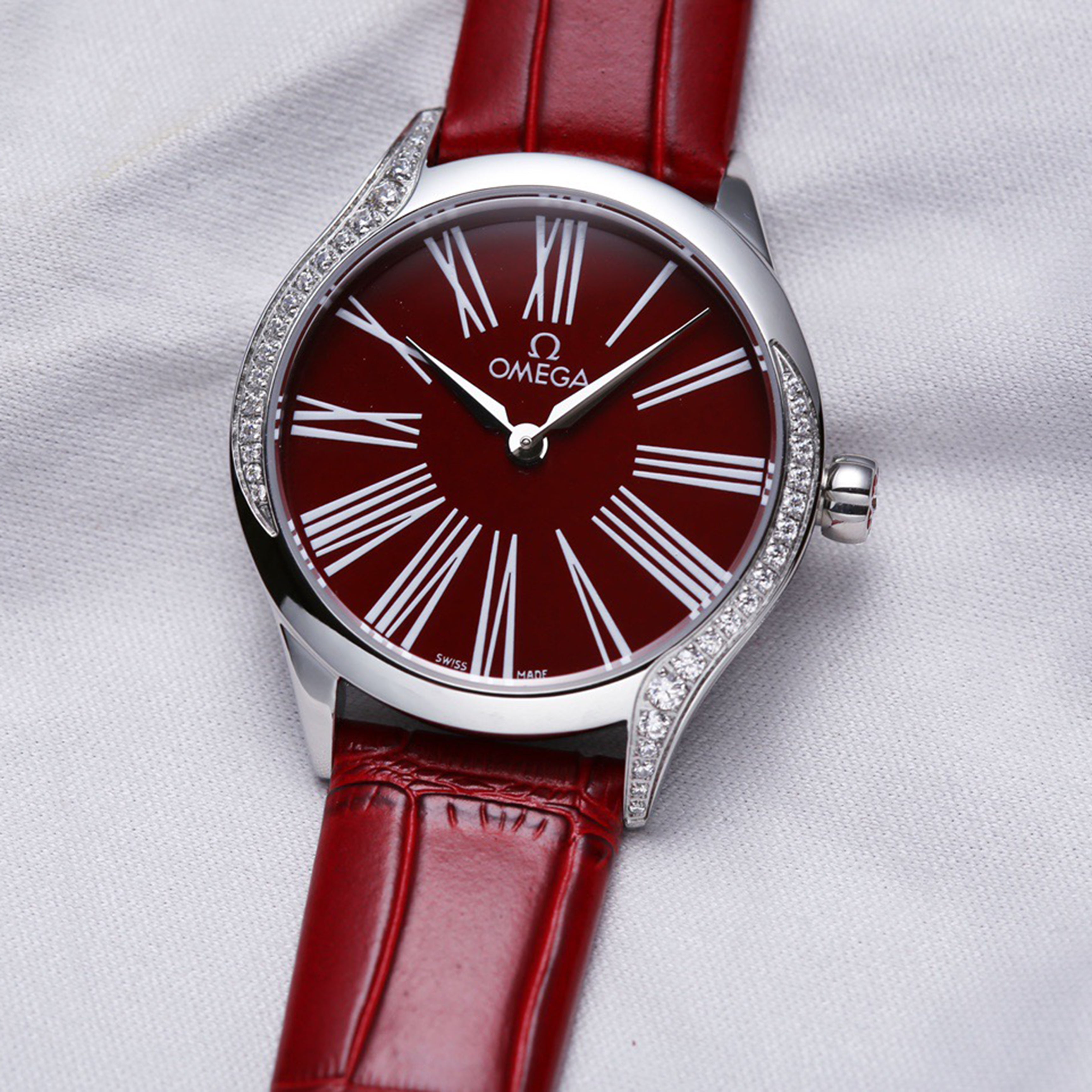 Omeg* De Ville Quartz Ladies Watch 32MM