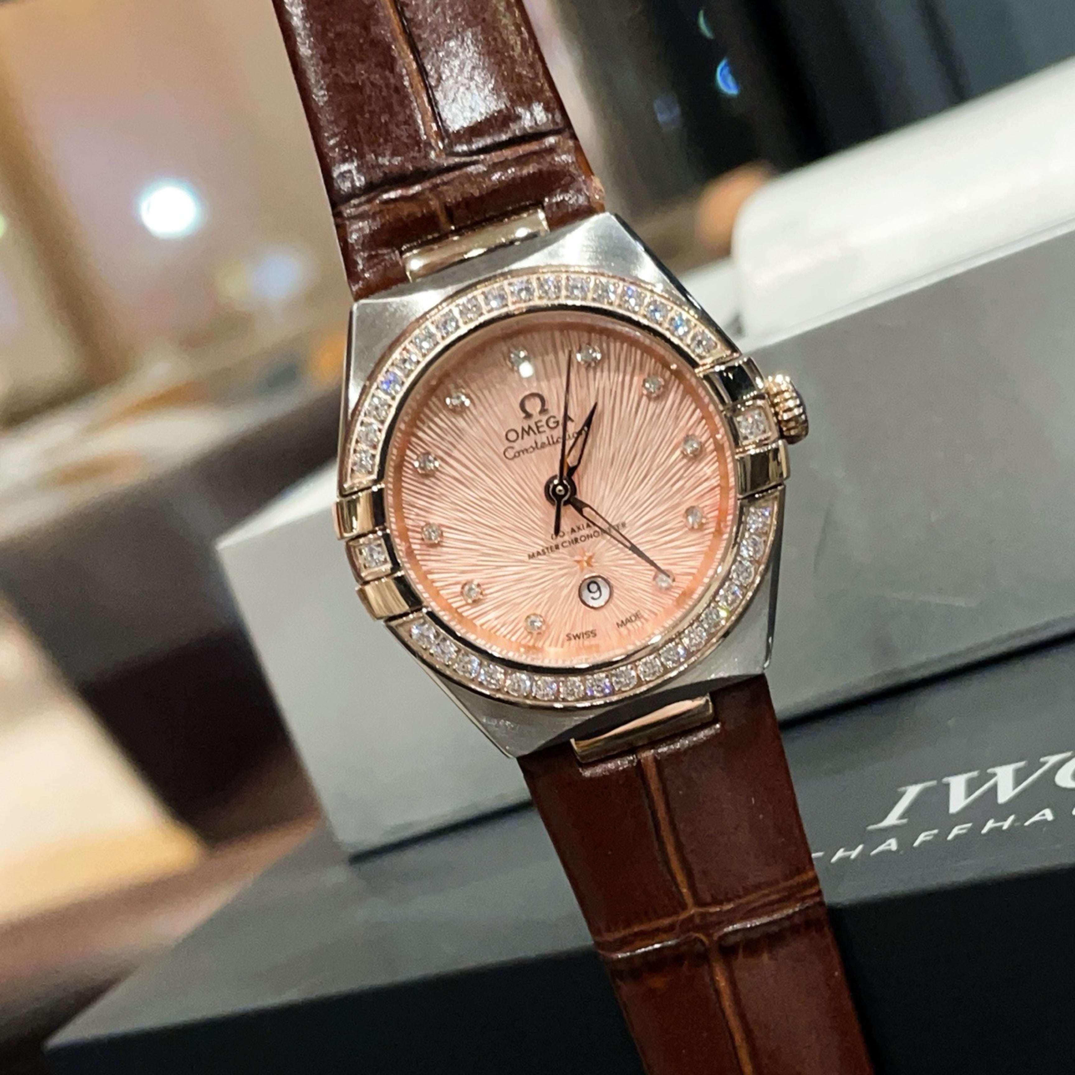 Omeg*- Fifth Generation Constellation Ladies' 29mm