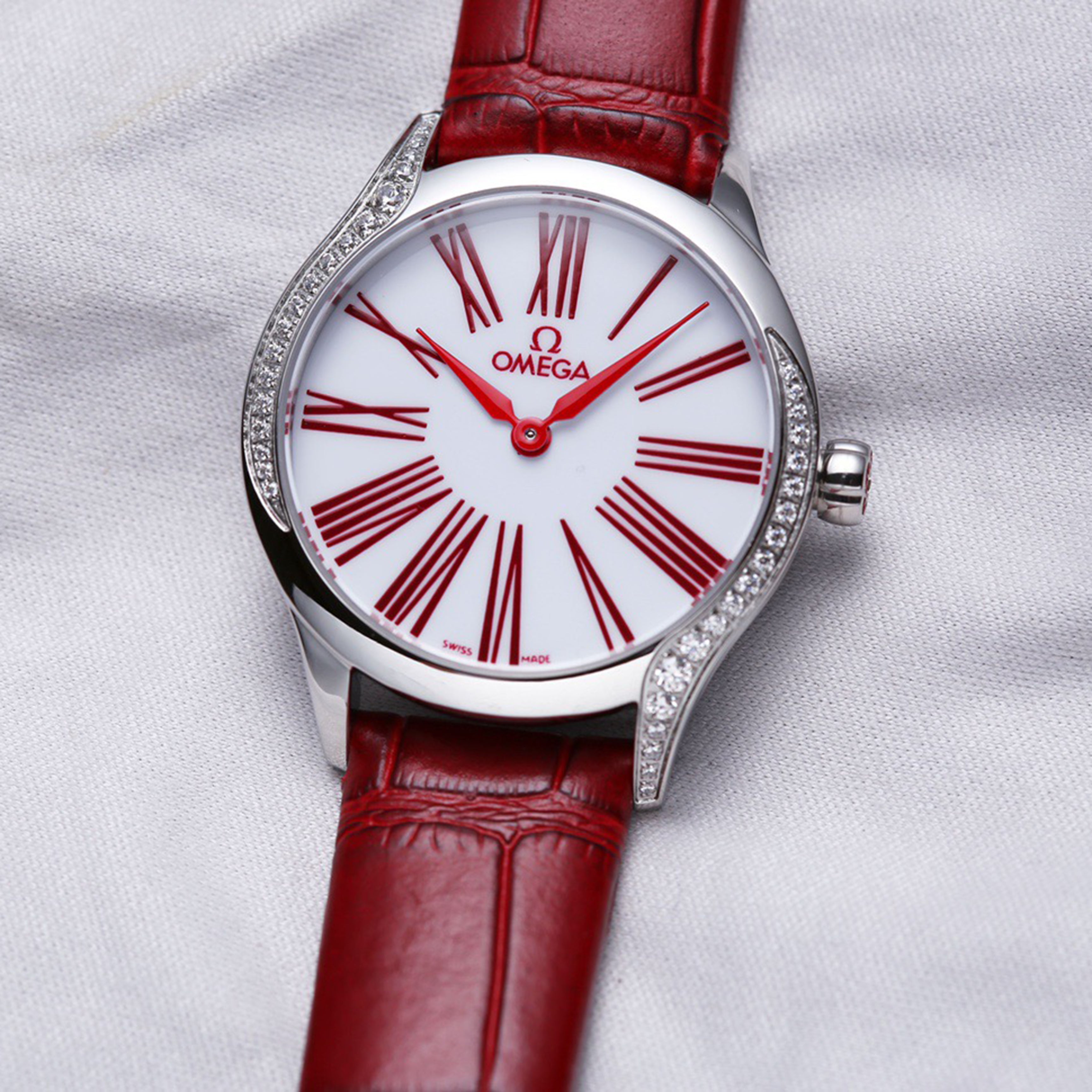 Omeg* De Ville Quartz Ladies Watch 32MM