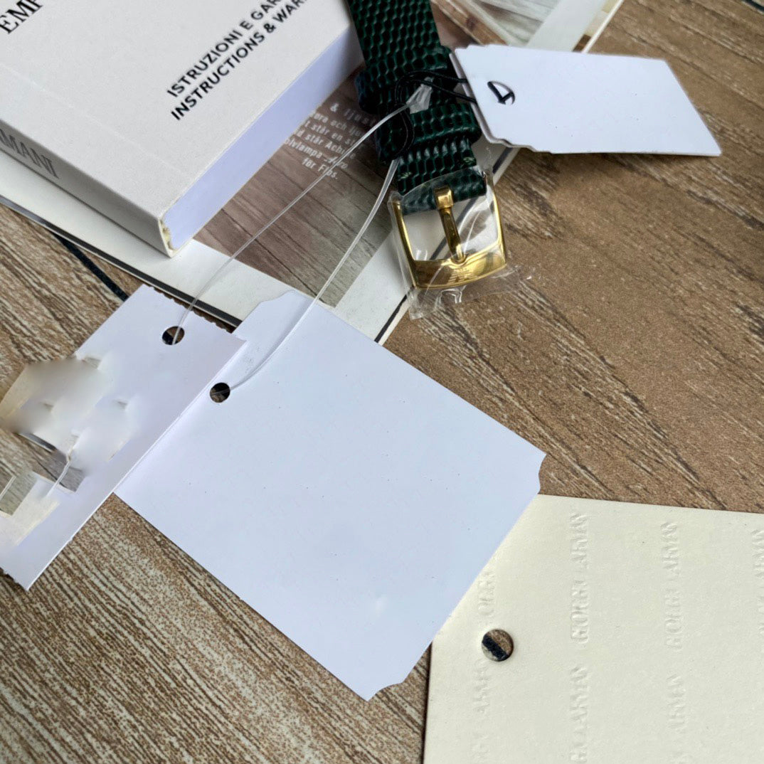 Arma*i Quartz Women's Watch - Model AR11403