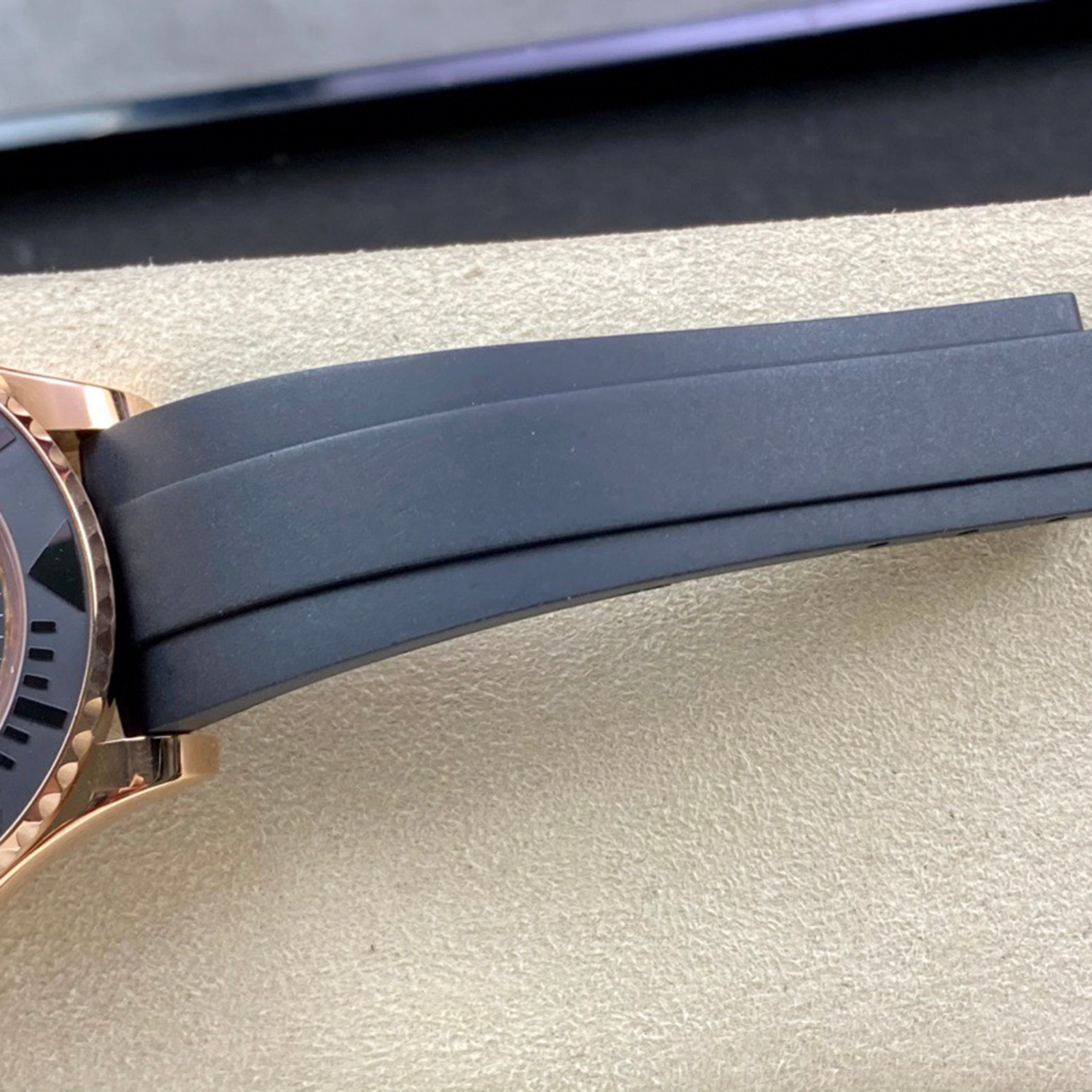 Rol*x Yacht-Master Series with Ultra-Bright Ice-Blue Luminescence!