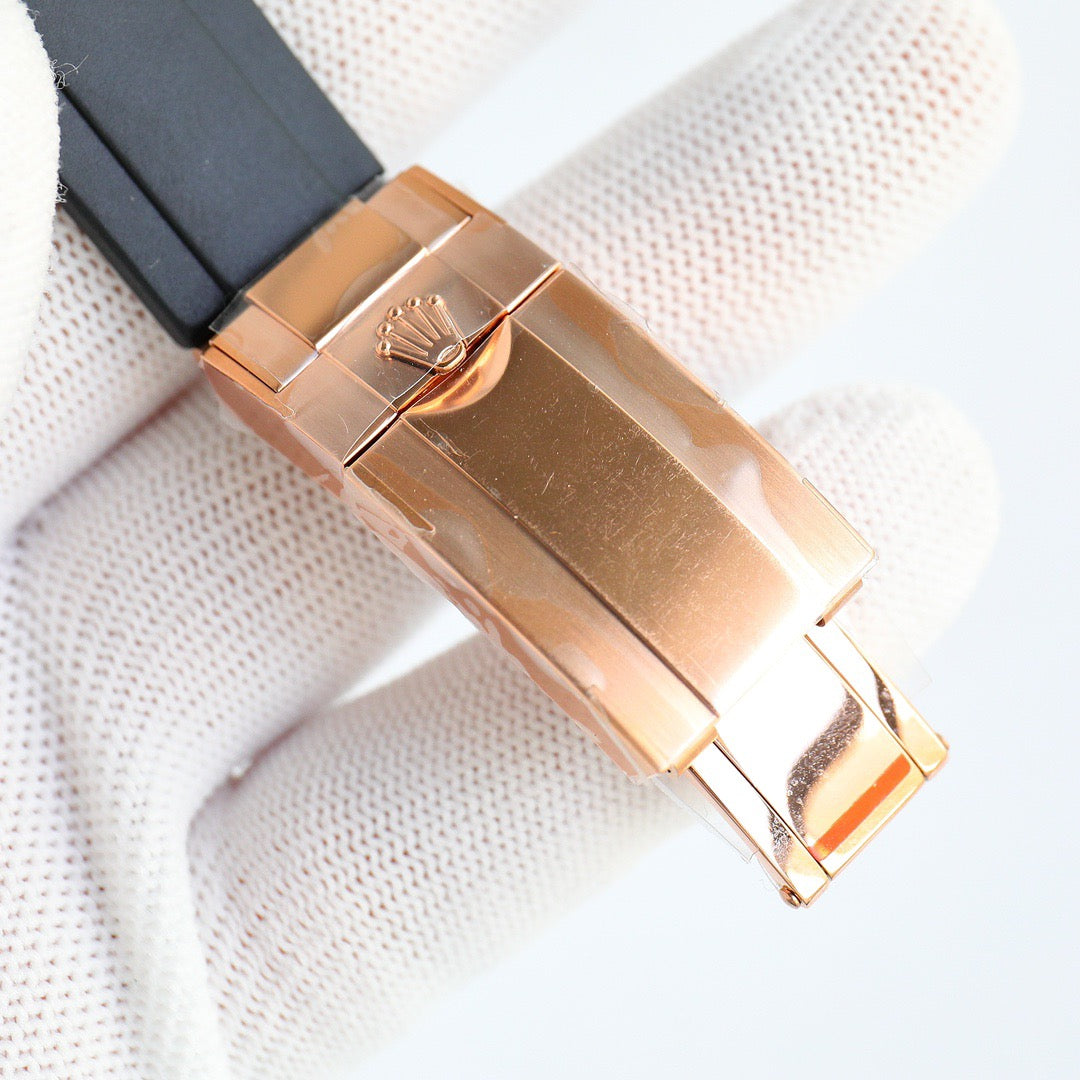 Rol*x Daytona Chronograph Watch 40MM