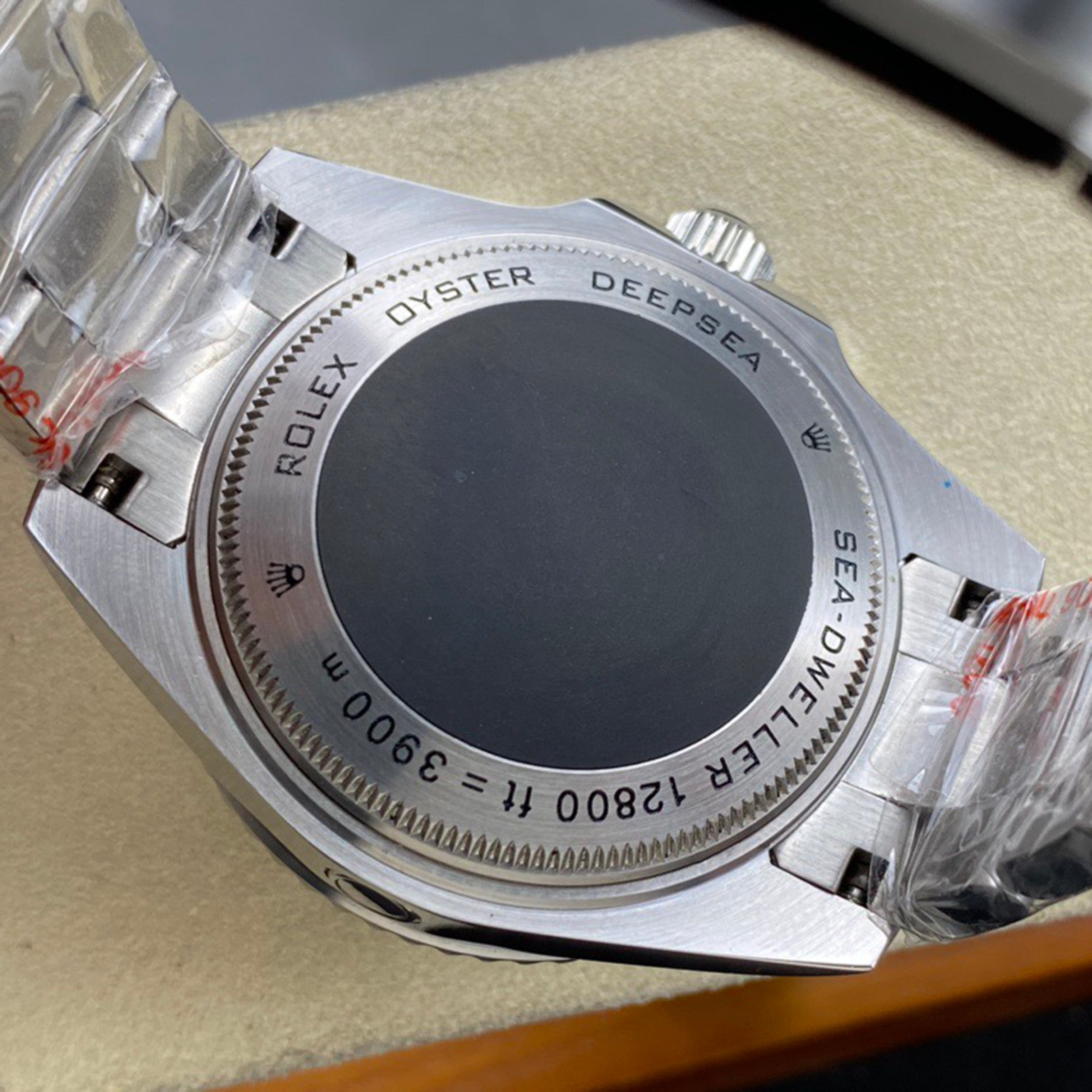 Rol*x SEA Sea-Dweller, Gradient Sea-Dweller, Non-Date Sea-Dweller, Deepsea Model, 44mm Oversized Men's Watch