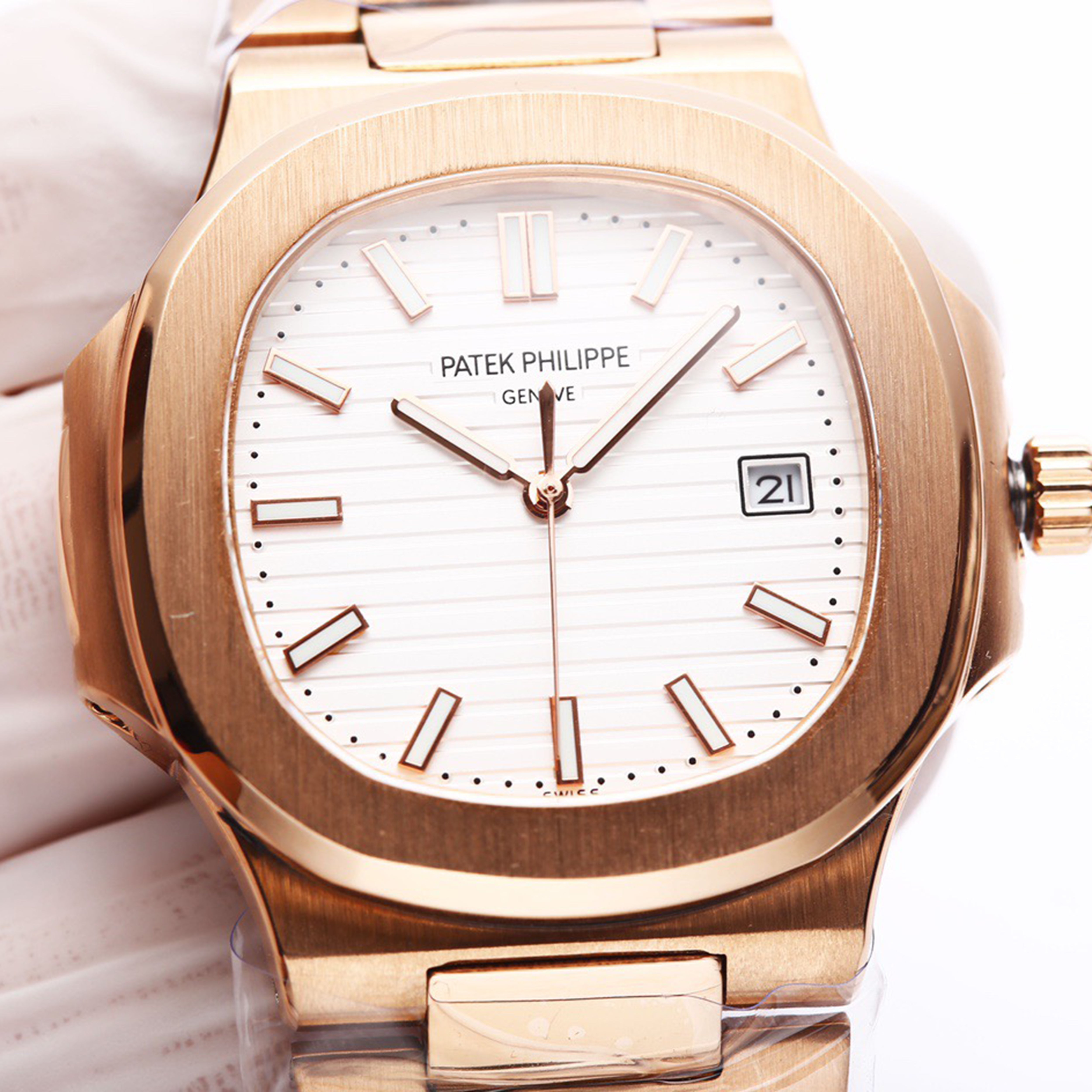 Pat*k Philippe - Popular Parrot Series Men's Watch