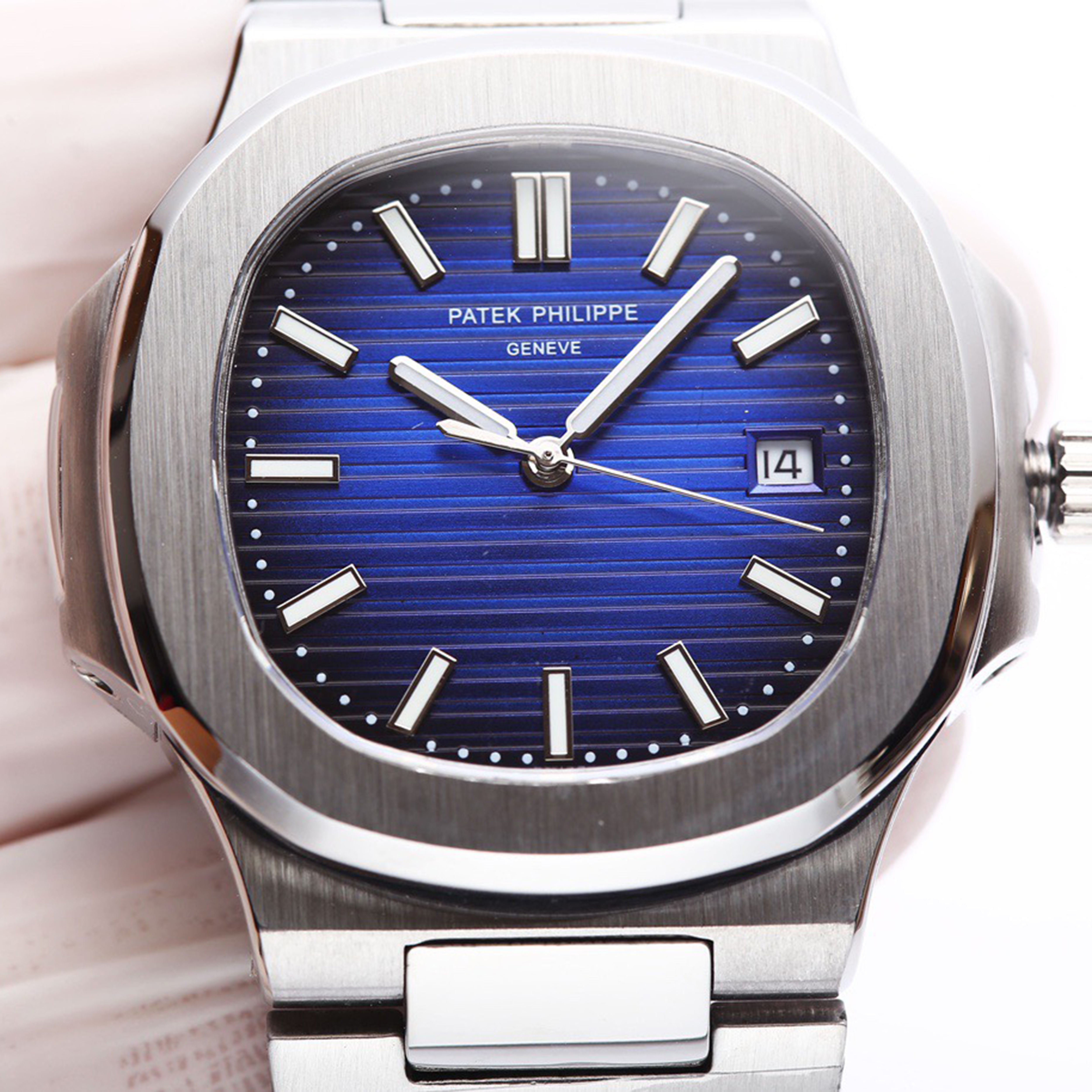 Pat*k Philippe - Popular Parrot Series Men's Watch