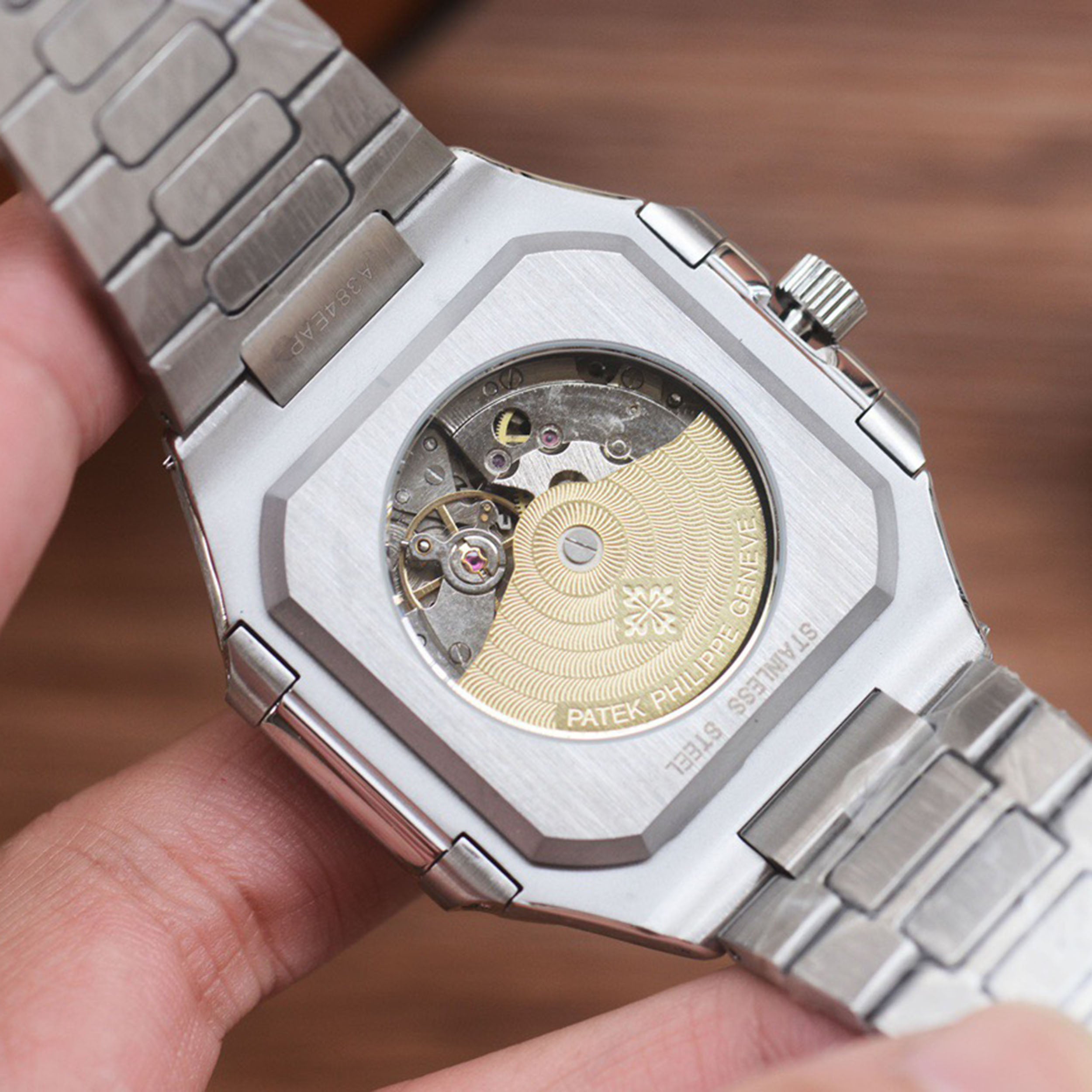 Pat*k Philippe - New Series CUBITUS 5821 Watch