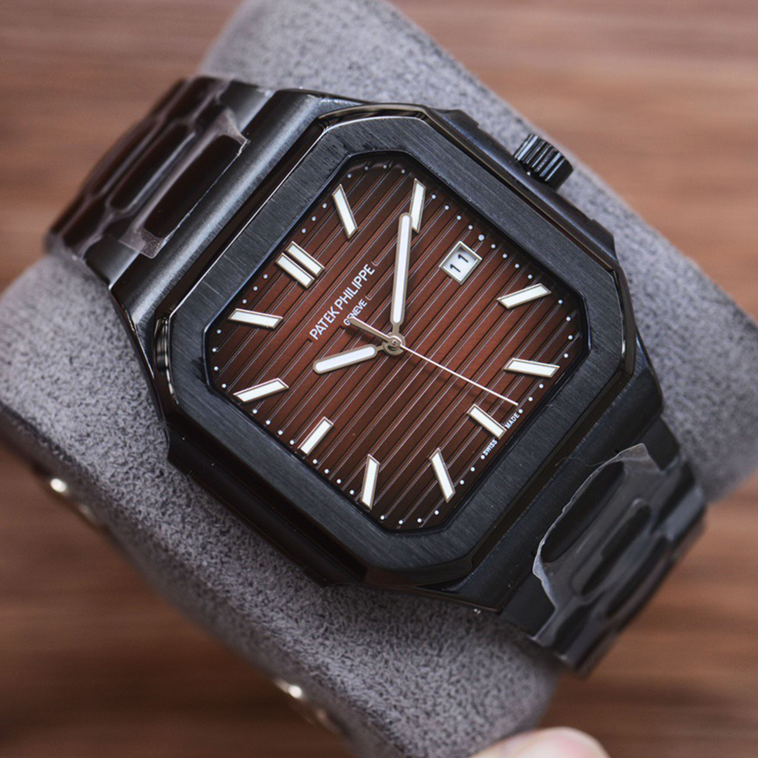 Pat*k Philippe - New Series CUBITUS 5821 Watch