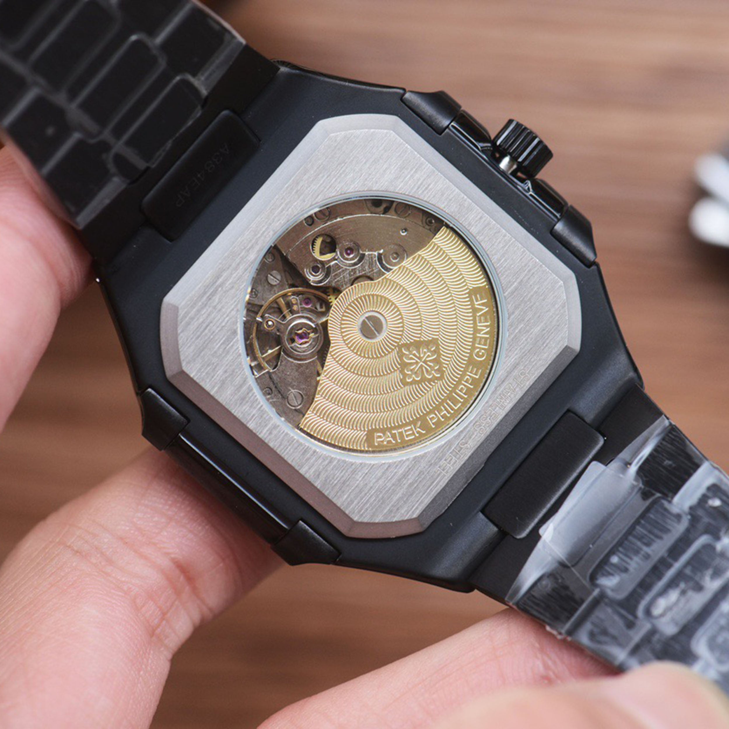 Pat*k Philippe - New Series CUBITUS 5821 Watch