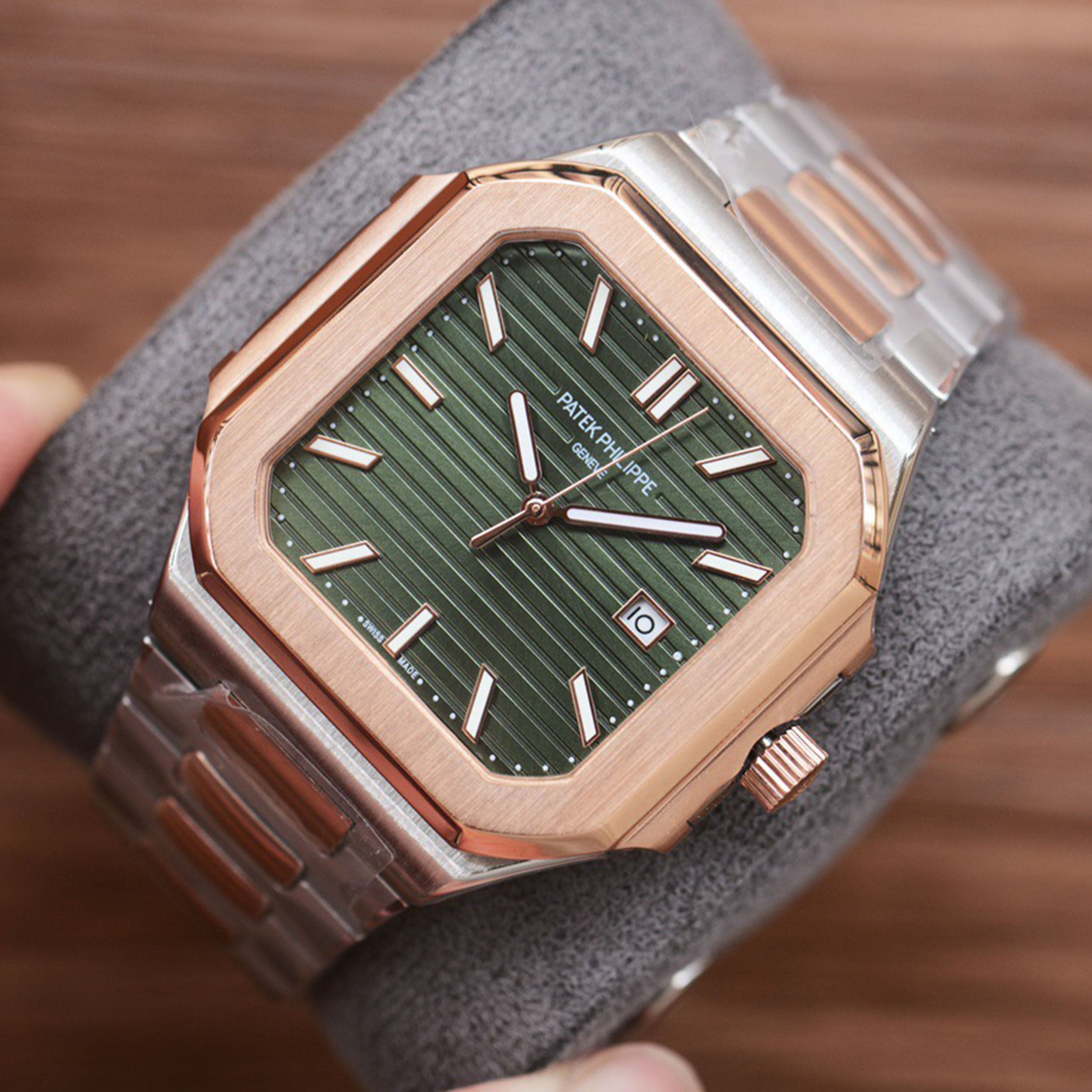 Pat*k Philippe - New Series CUBITUS 5821 Watch