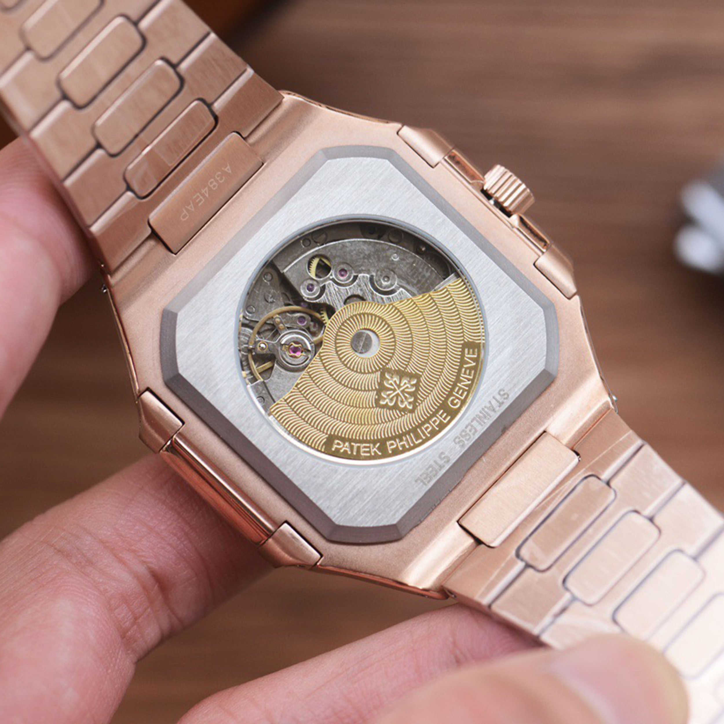 Pat*k Philippe - New Series CUBITUS 5821 Watch