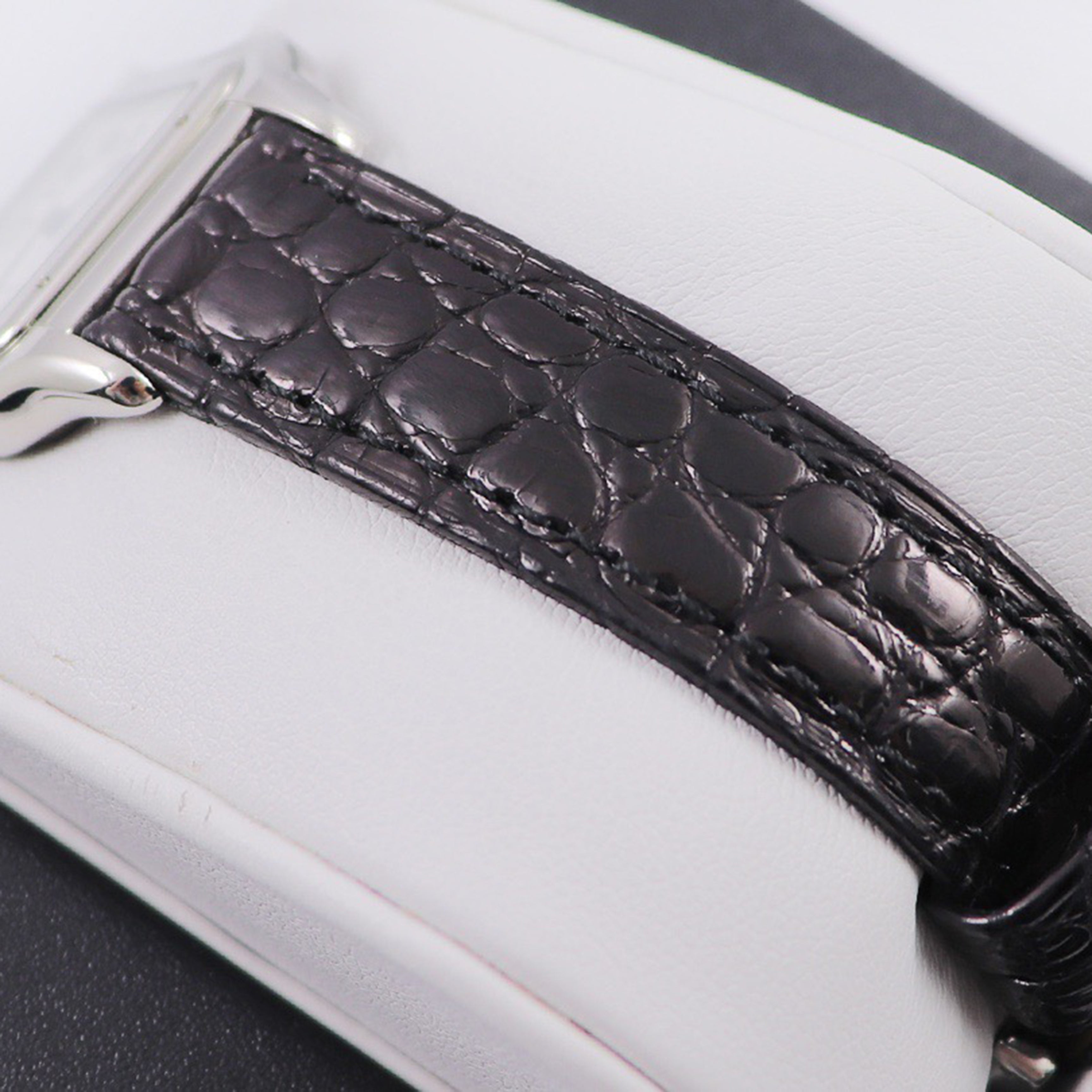 Carti*r Panthère Watch