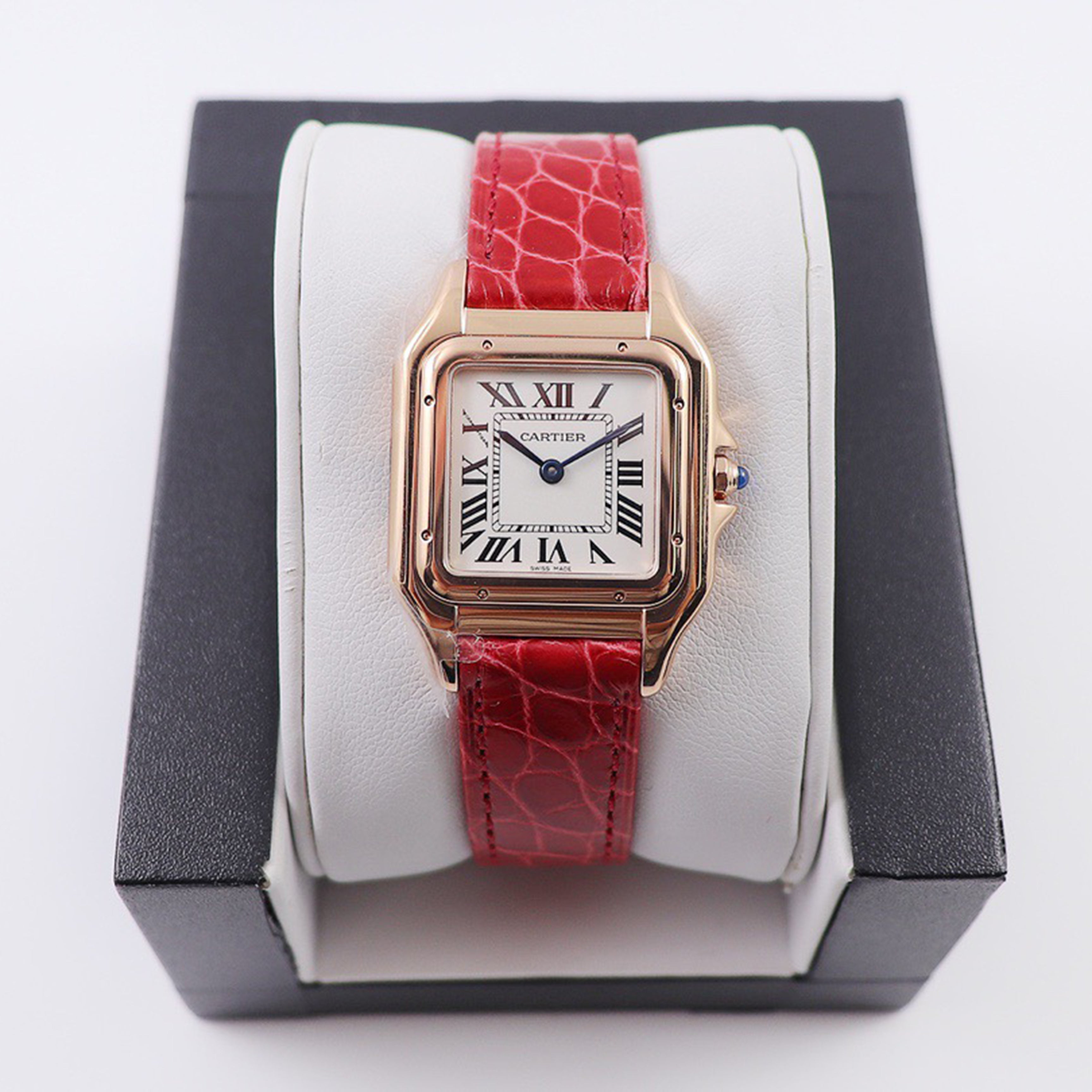 Carti*r Panthère Watch