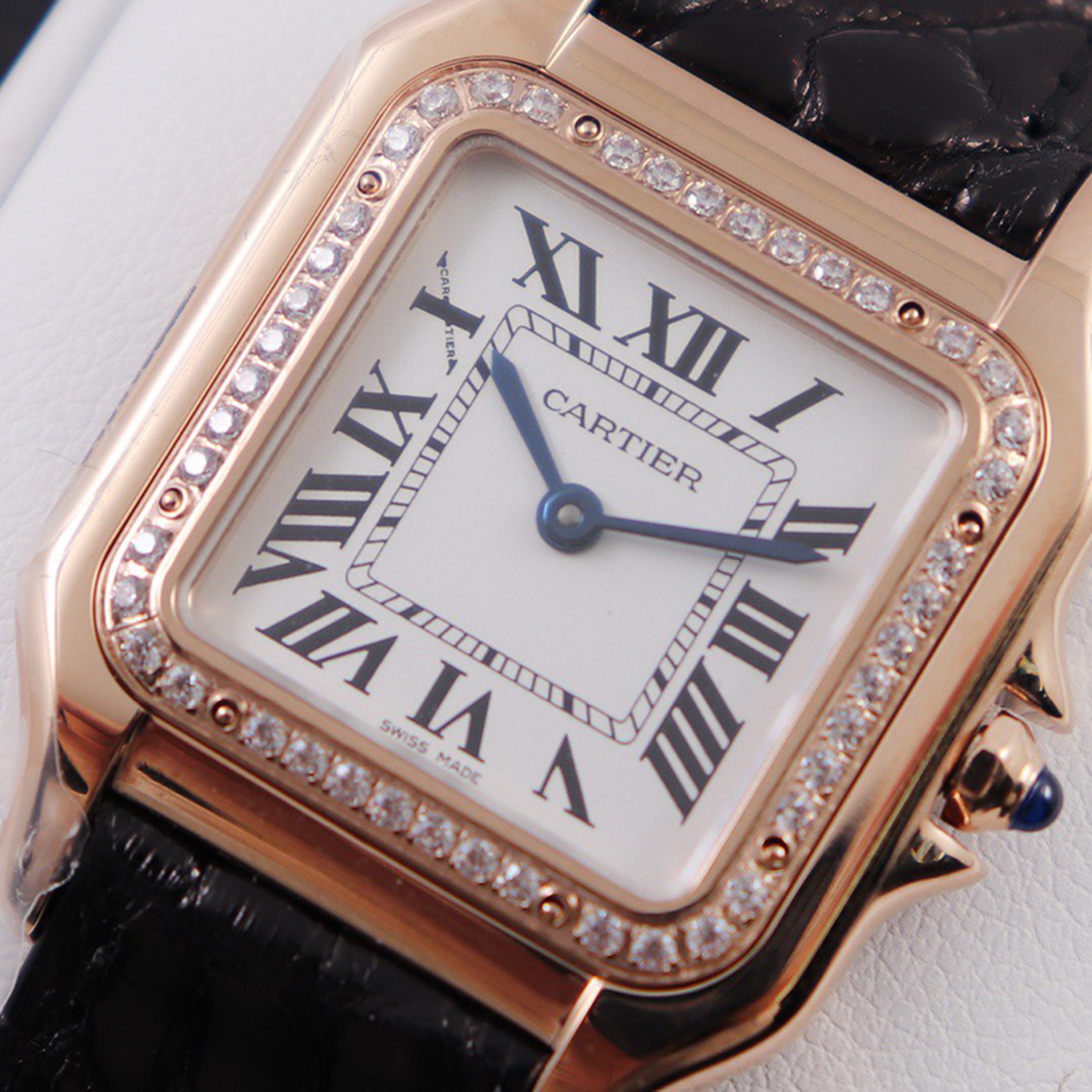 Carti*r Panthère Watch