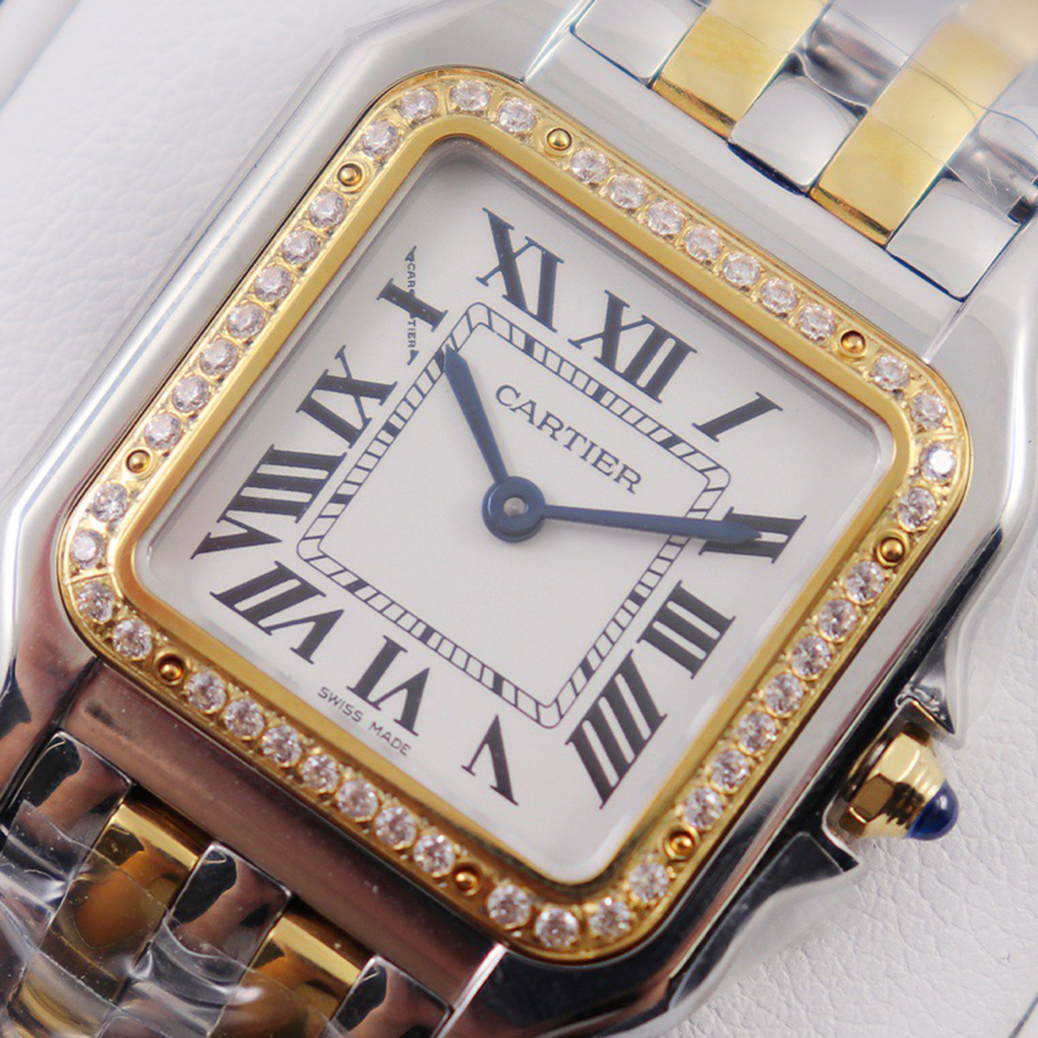 Carti*r Panthère Watch