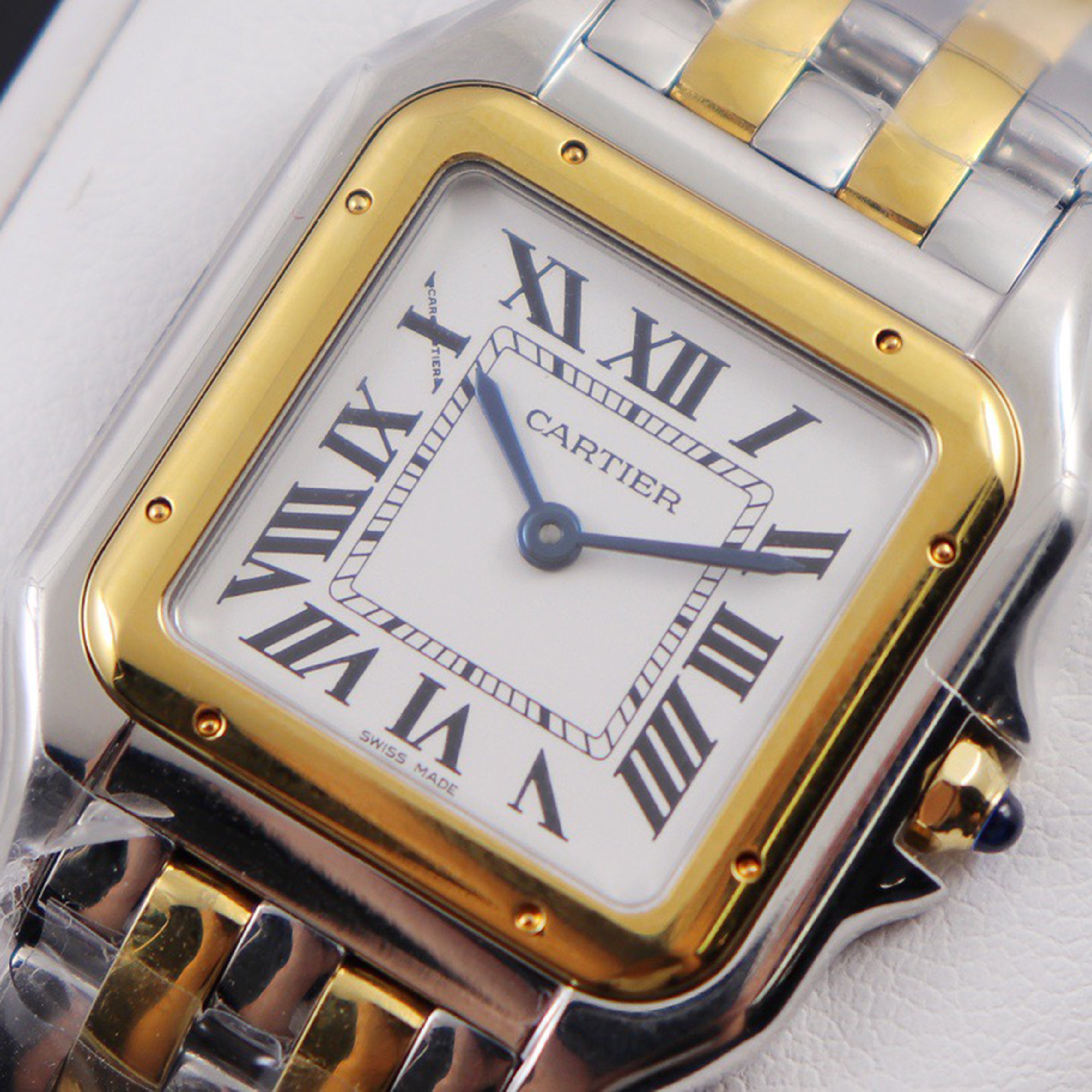 Carti*r Panthère Watch