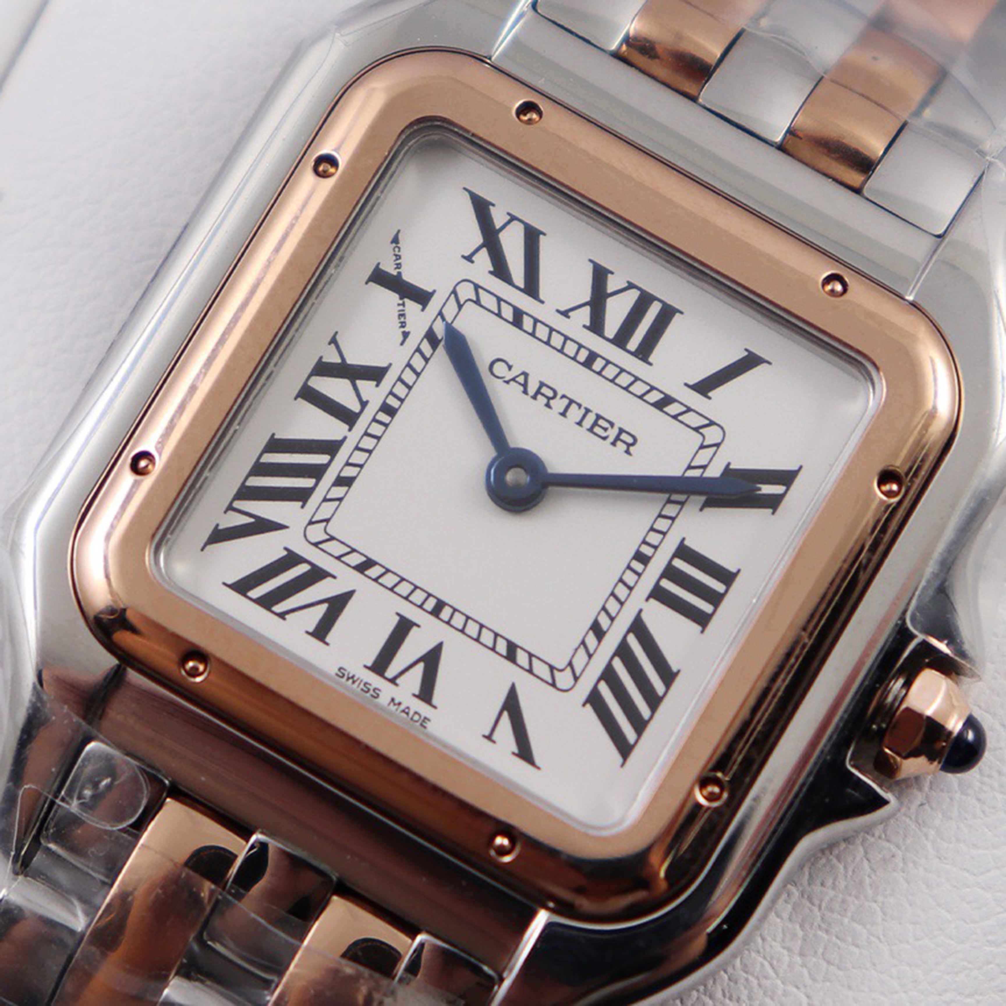 Carti*r Panthère Watch