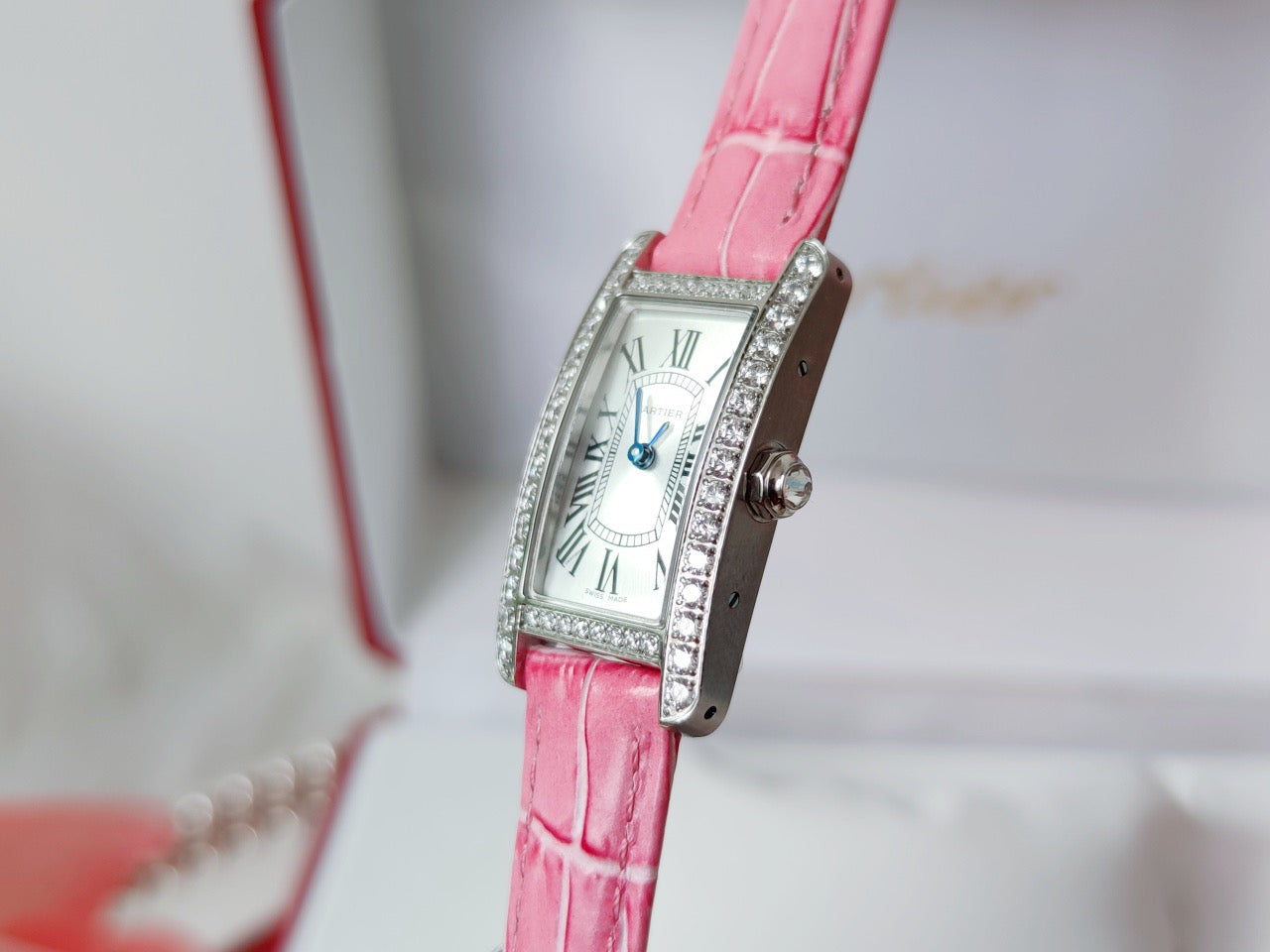 Carti*r Tank Américaine Watch, Small Size