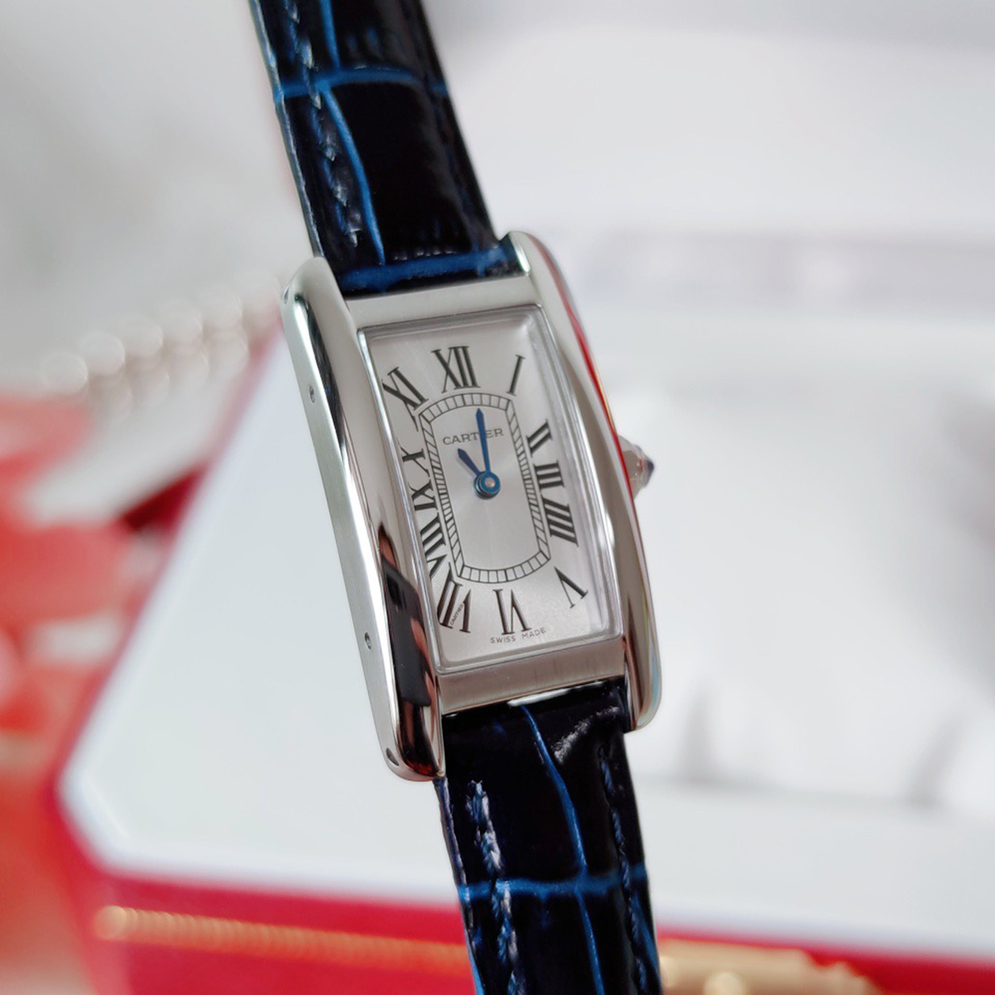 Carti*r Tank Américaine Watch, Small Size