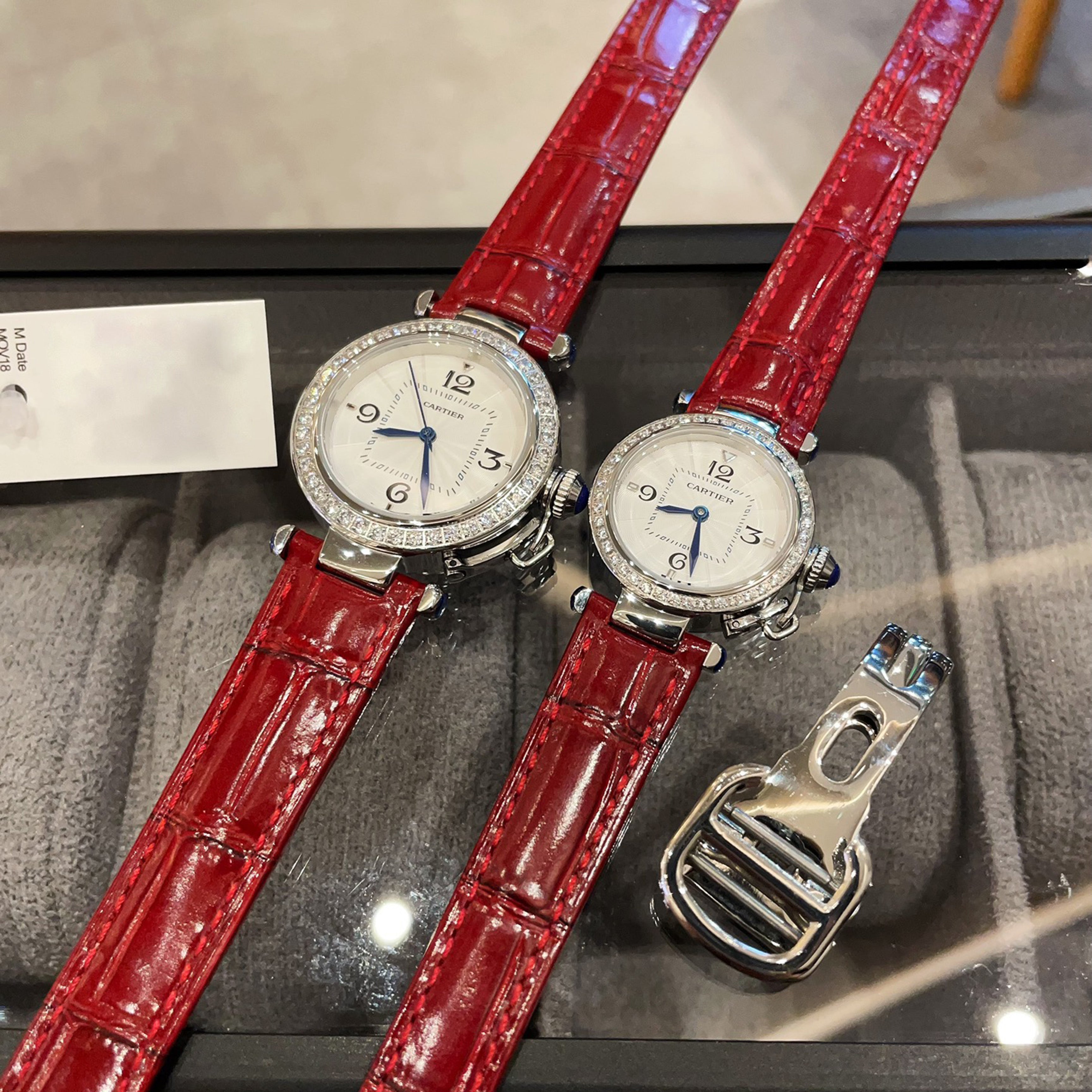 Carti*r Pasha Collection