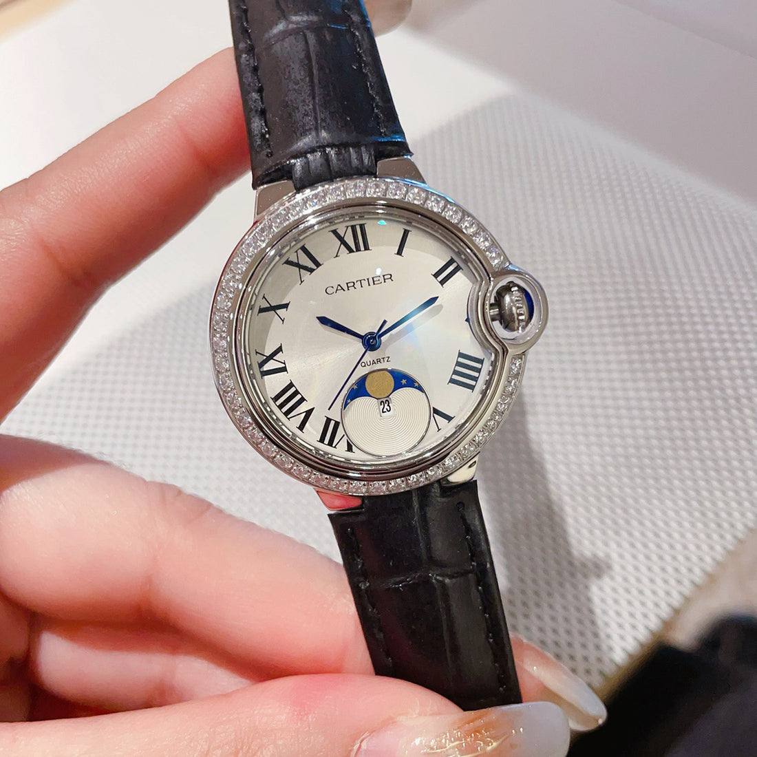 Carti*r Ballon Bleu Luxury Collection, Versatile 33mm Size