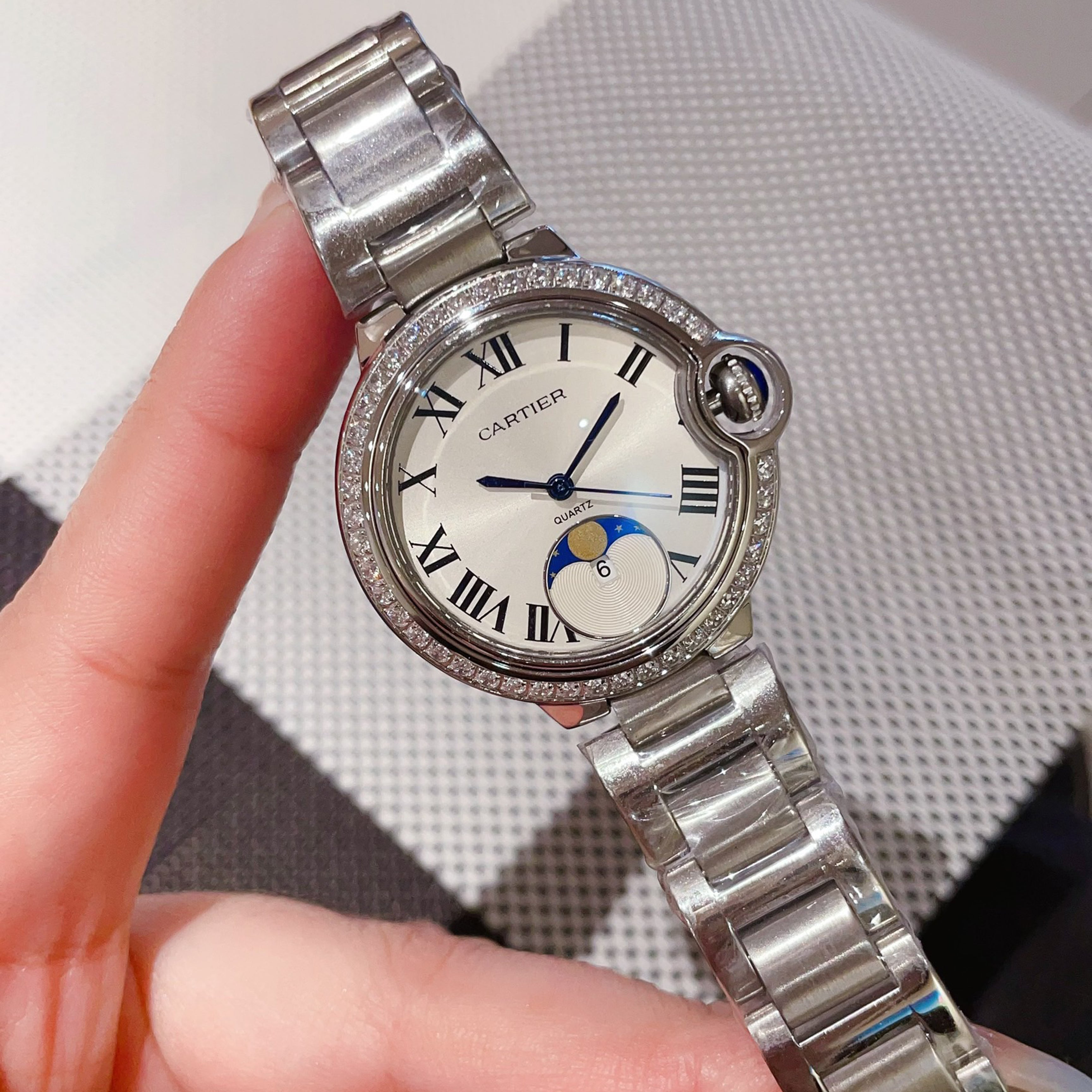 Carti*r Ballon Bleu Luxury Collection, Versatile 33mm Size