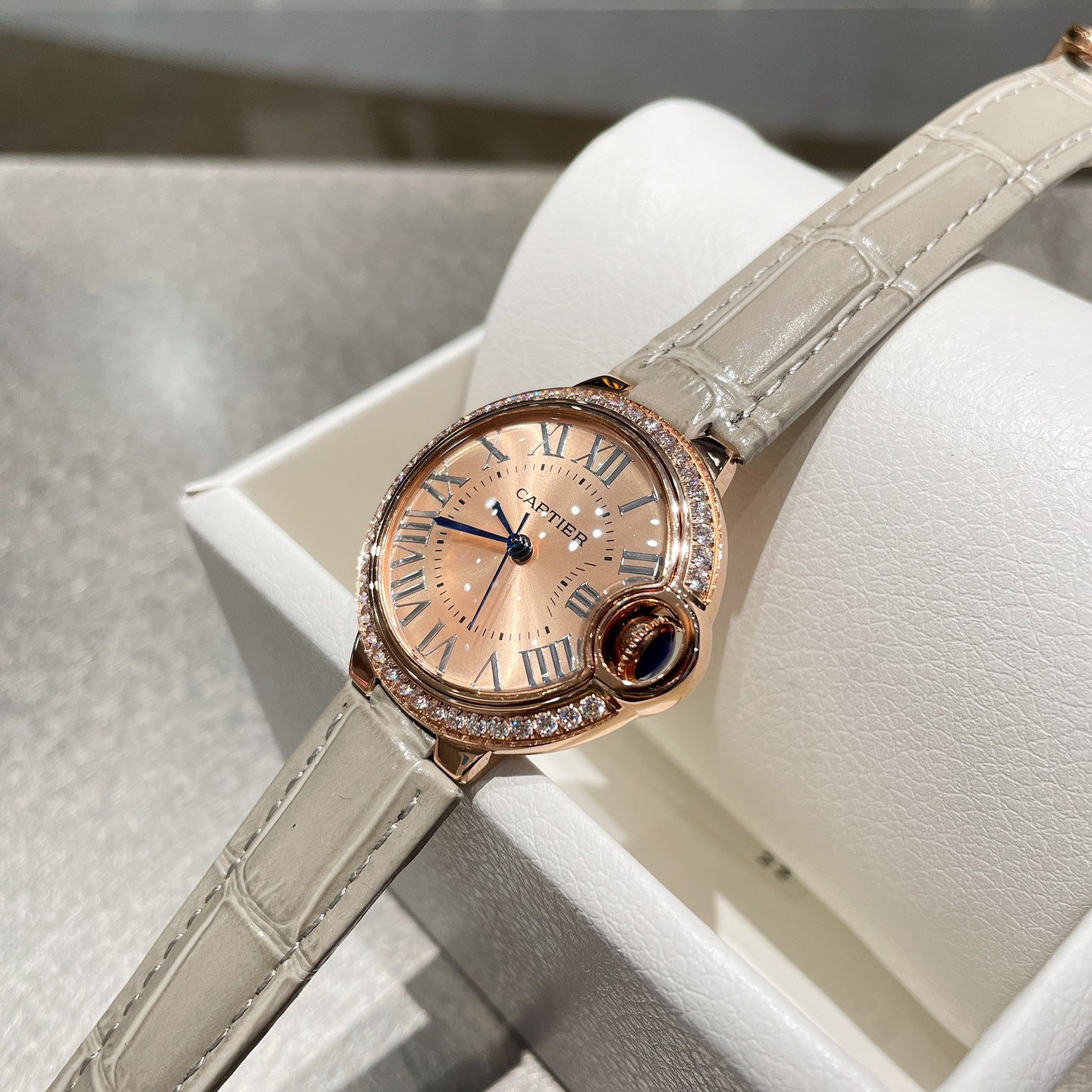 Carti*r Ballon Bleu Luxury Collection, Versatile 33mm Size