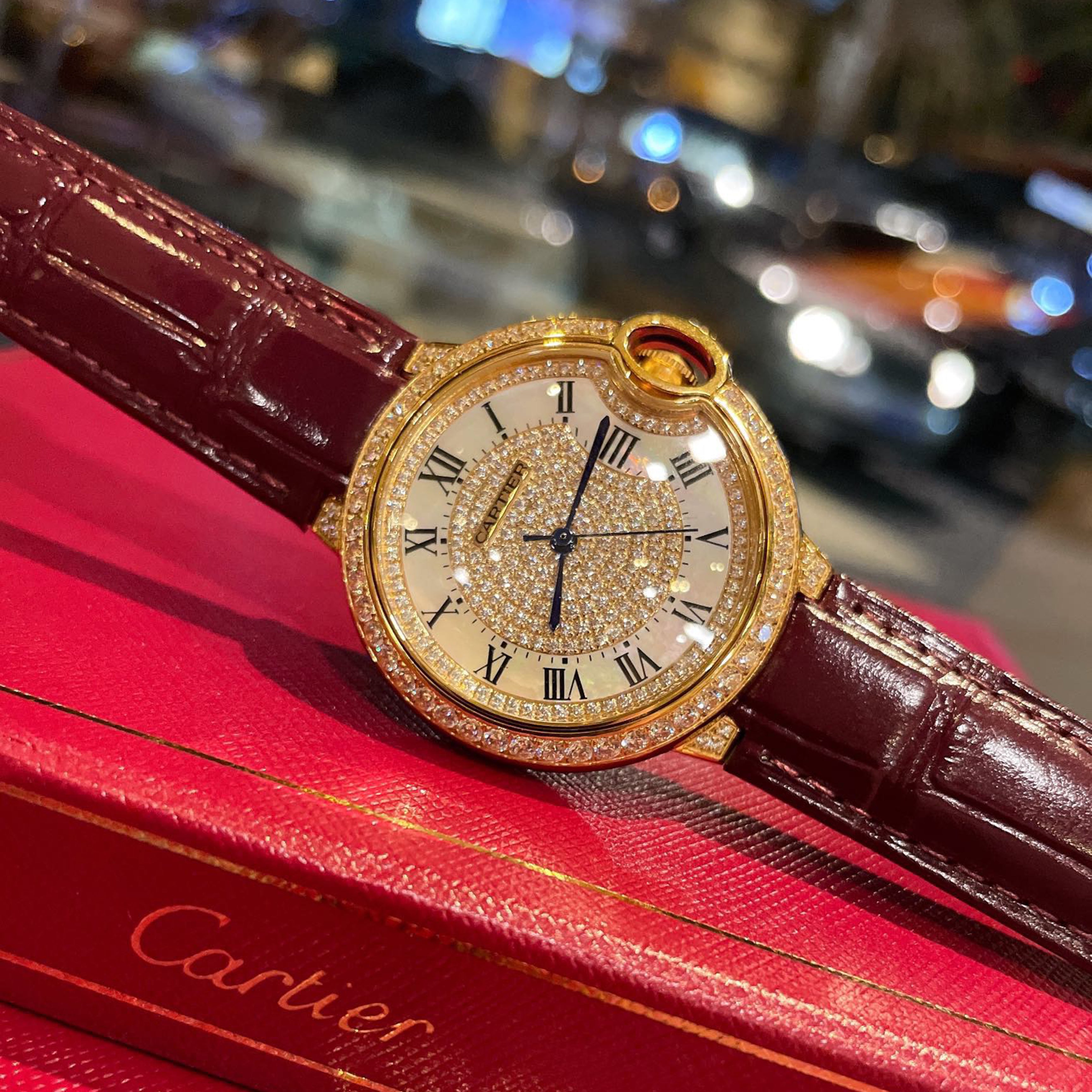 Carti*r Diamond-Set Ladies Watch