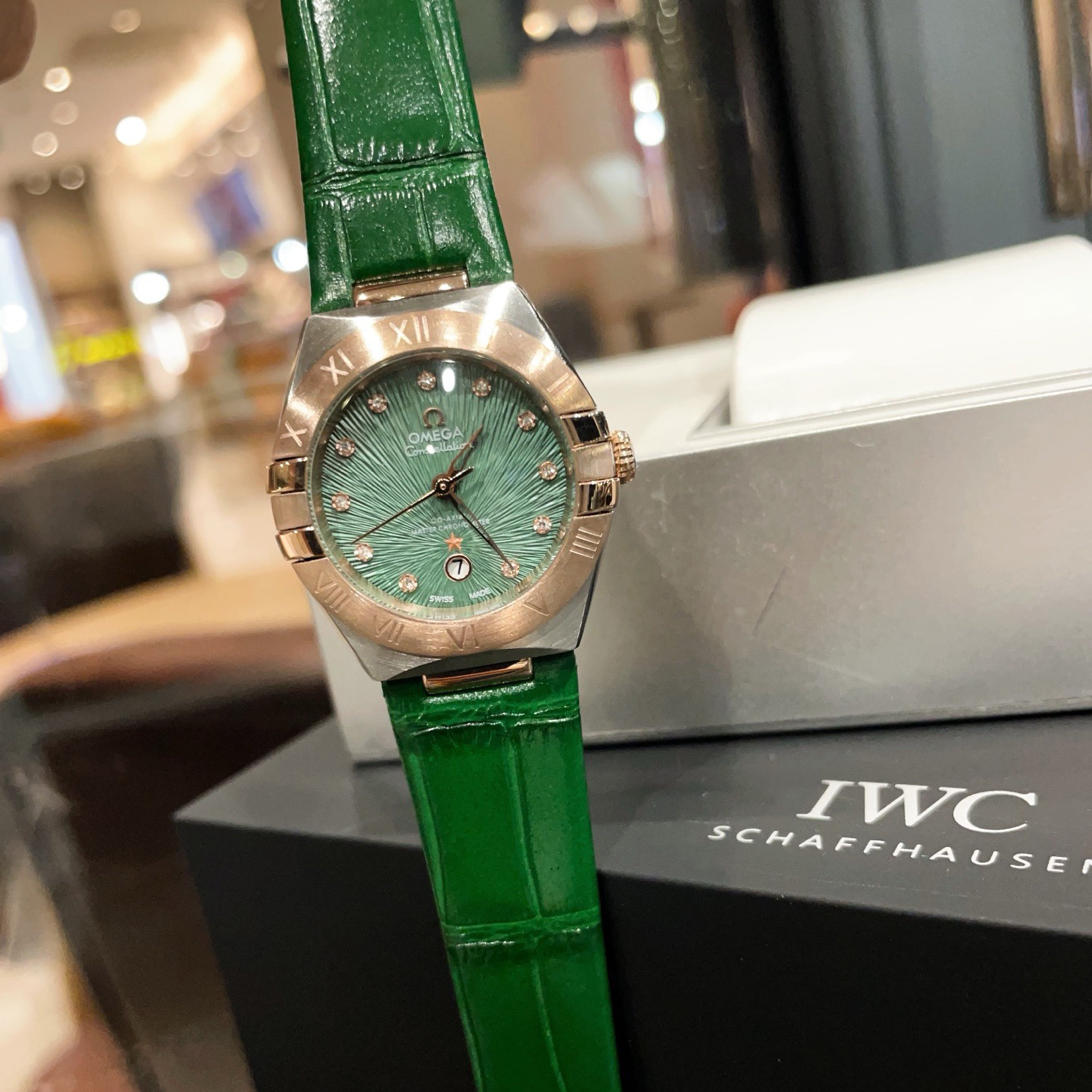 Omeg*- Fifth Generation Constellation Ladies' 29mm