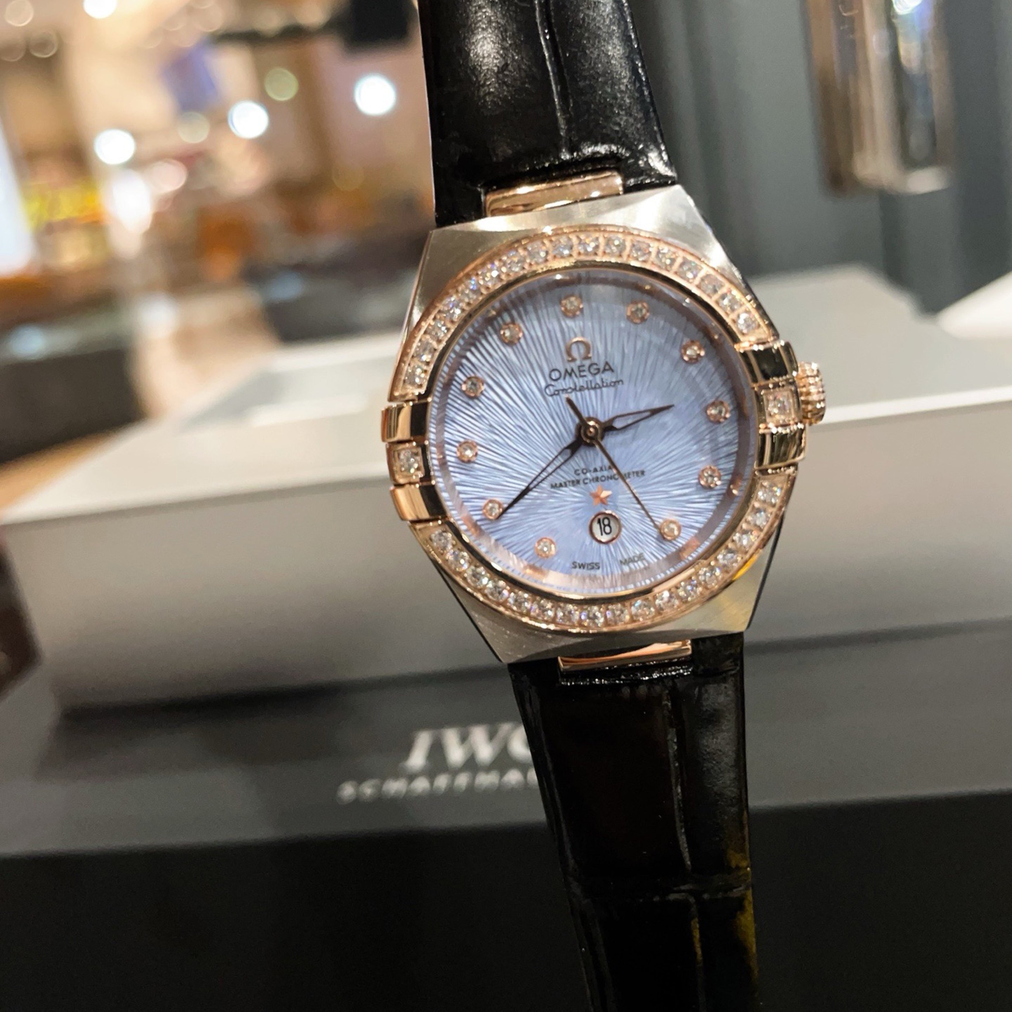 Omeg*- Fifth Generation Constellation Ladies' 29mm