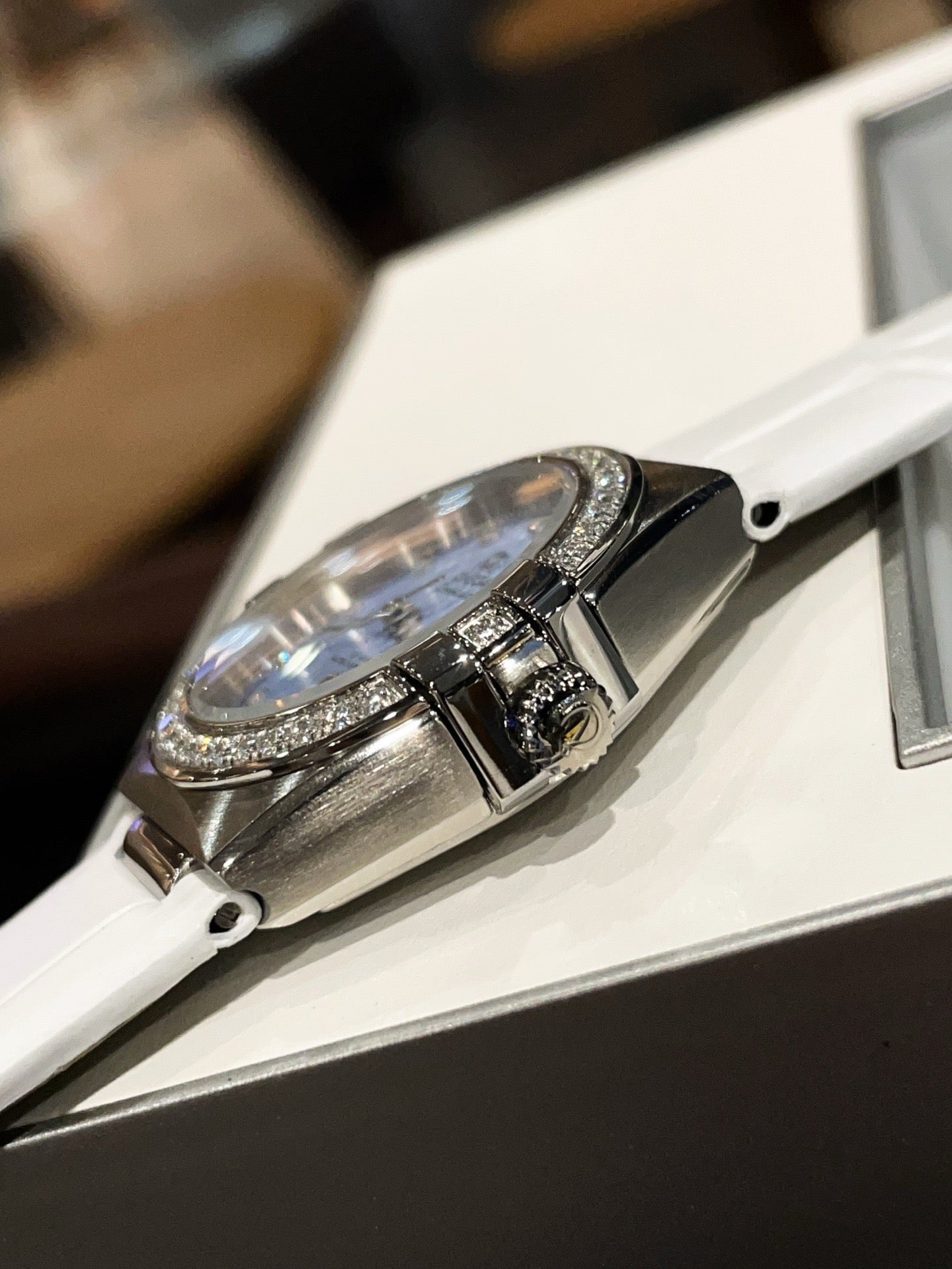 Omeg*- Fifth Generation Constellation Ladies' 29mm