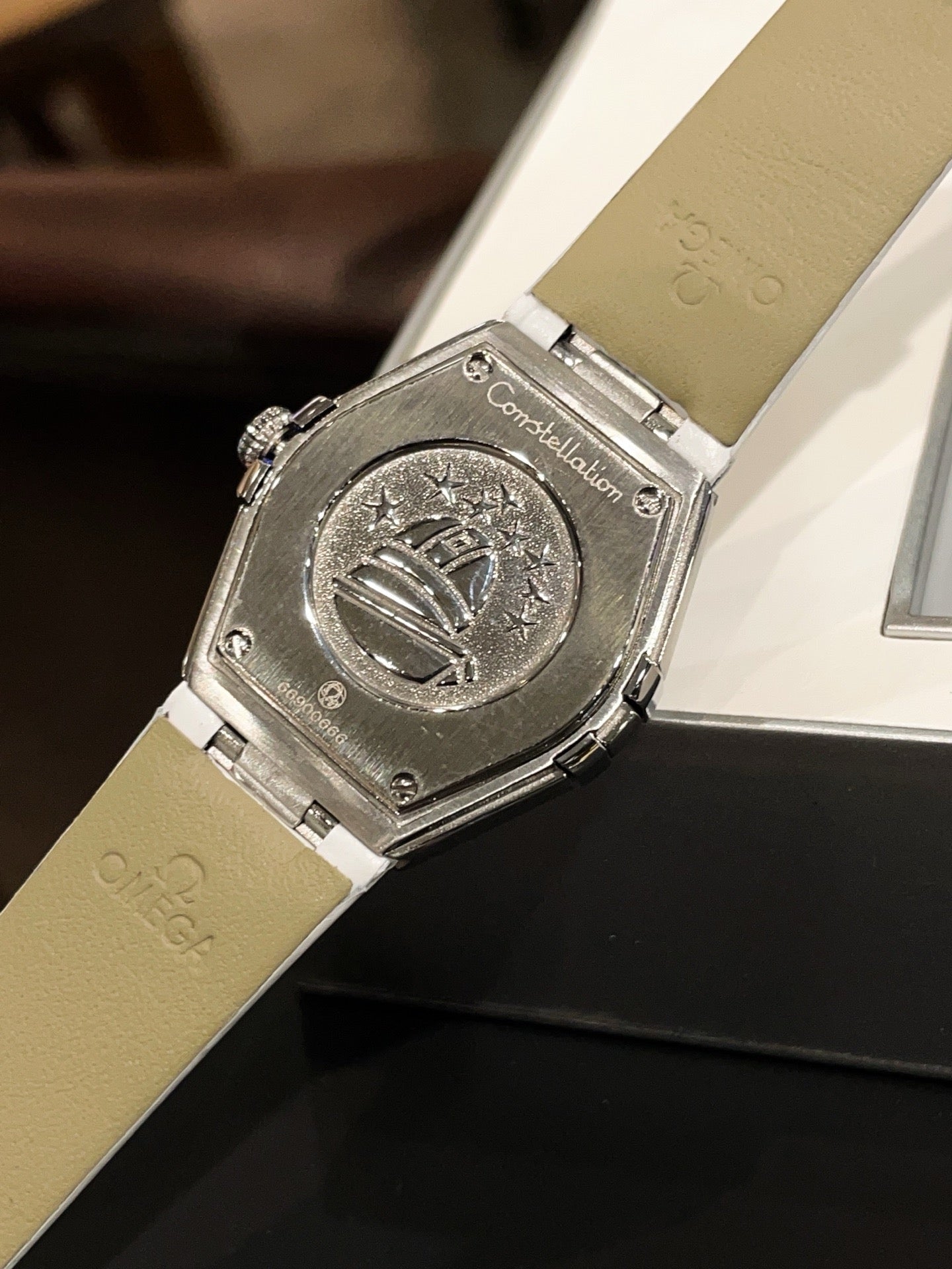 Omeg*- Fifth Generation Constellation Ladies' 29mm