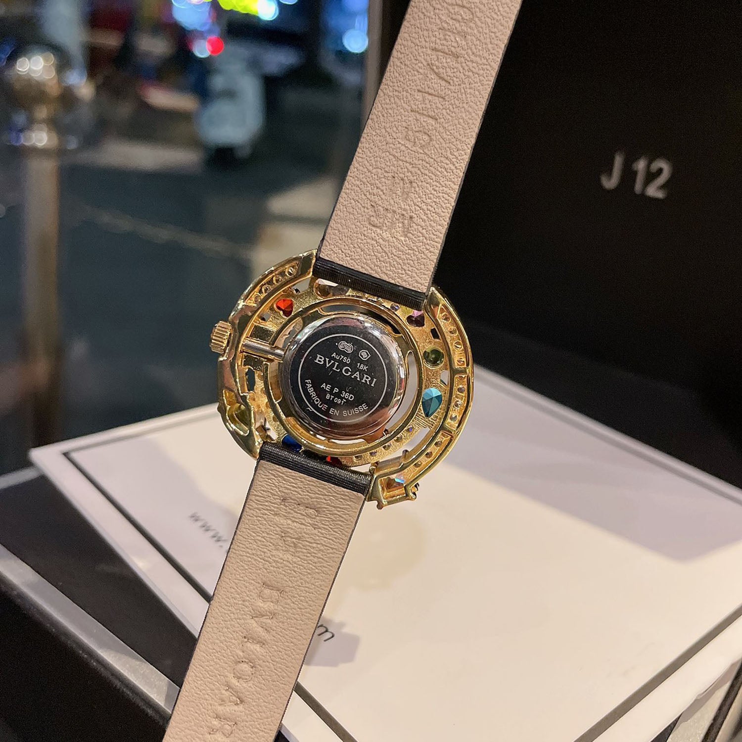 Bvlga*i - Luxury Jewelry Collection Exquisite Timepiece