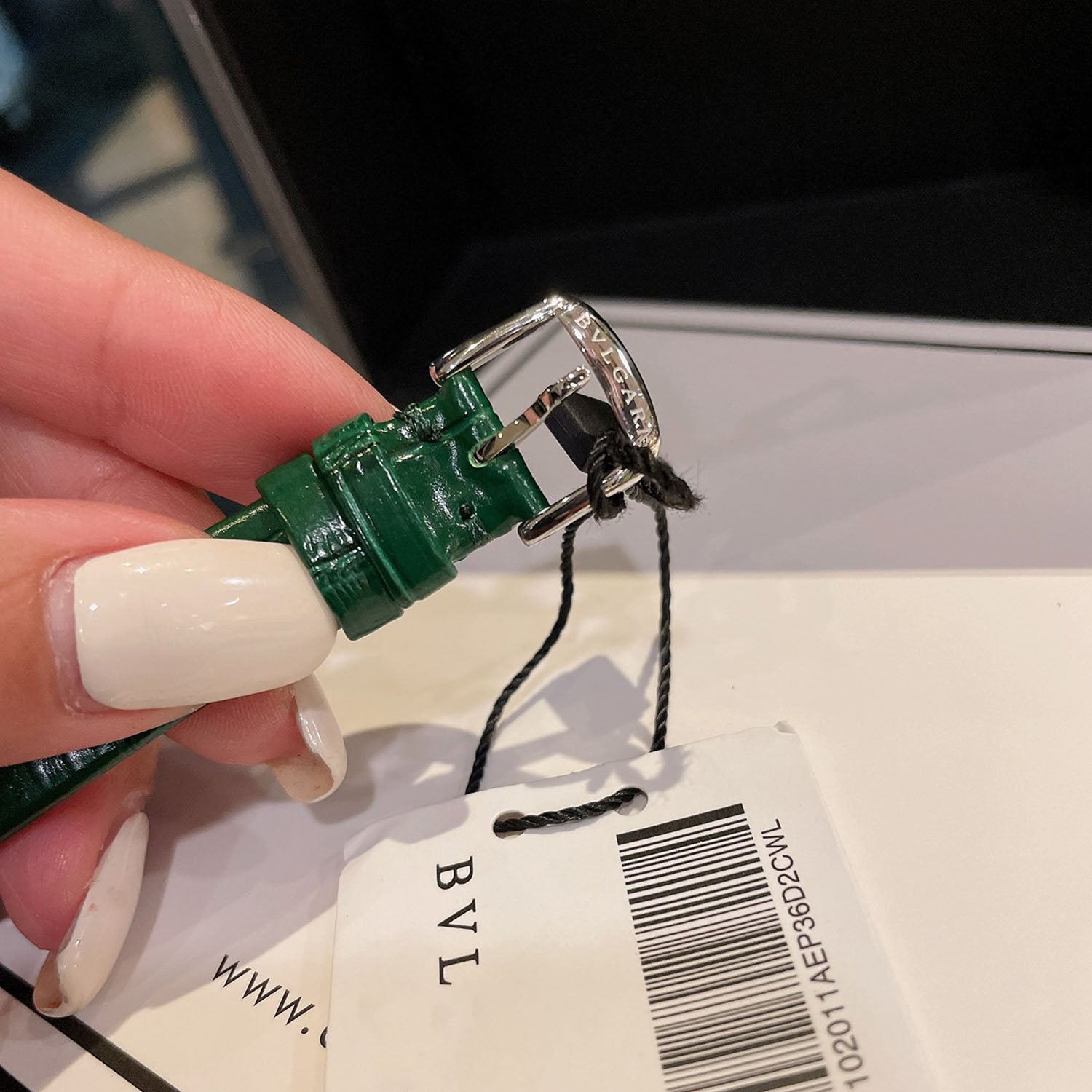 Bvlga*i - Luxury Jewelry Collection Exquisite Timepiece