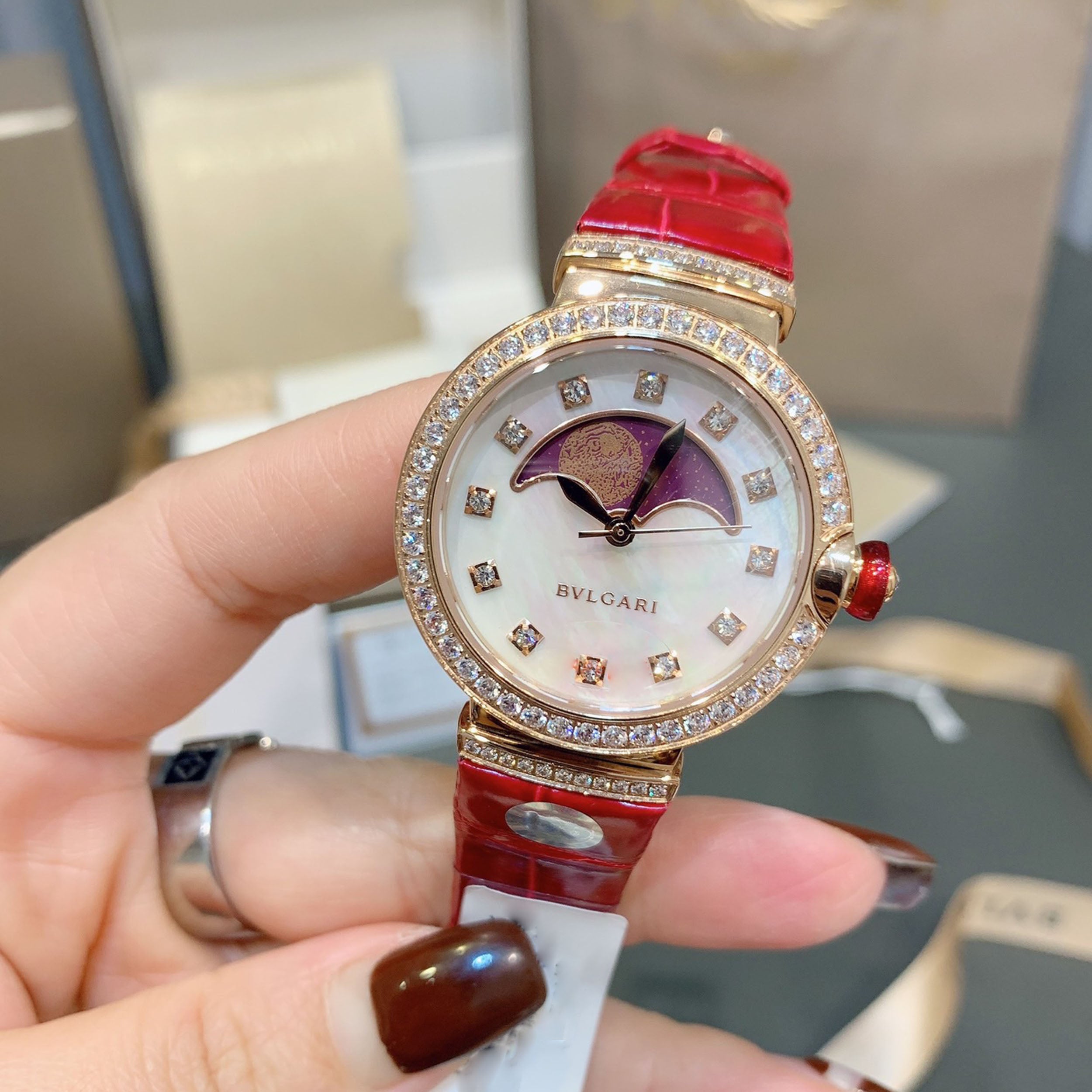 Bvlga*i - Moon Phase Watch