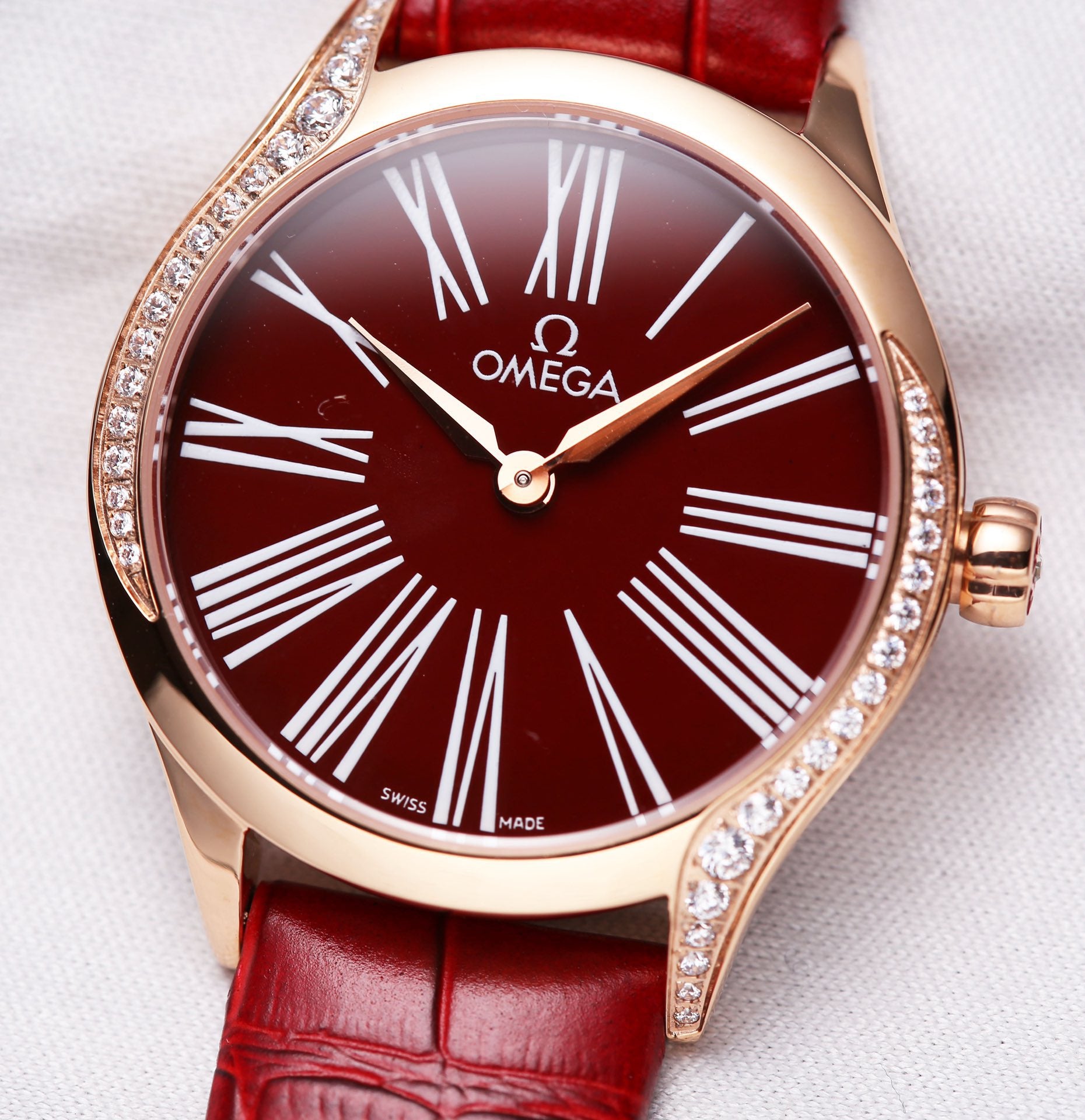 Omeg* De Ville Quartz Ladies Watch 32MM