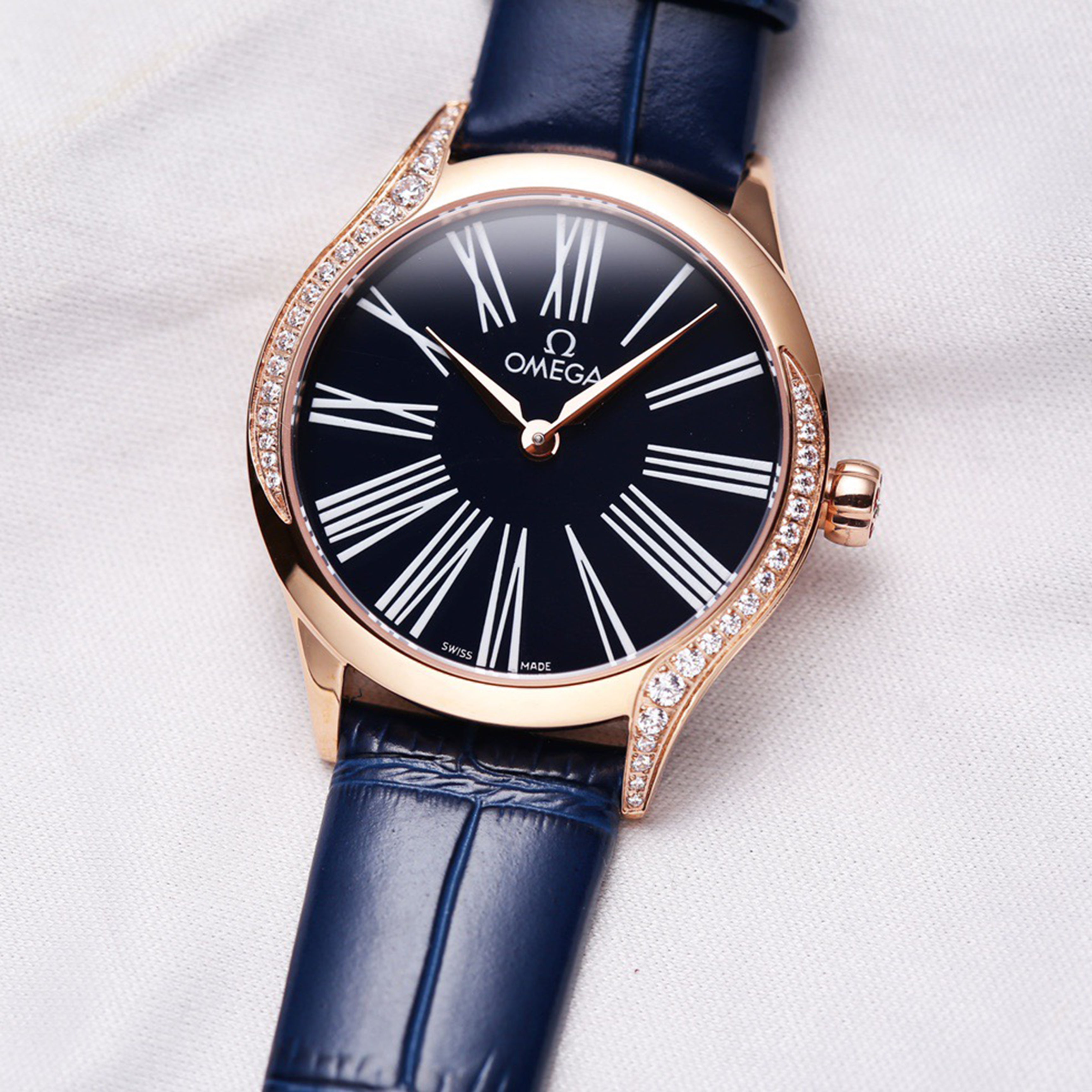 Omeg* De Ville Quartz Ladies Watch 32MM