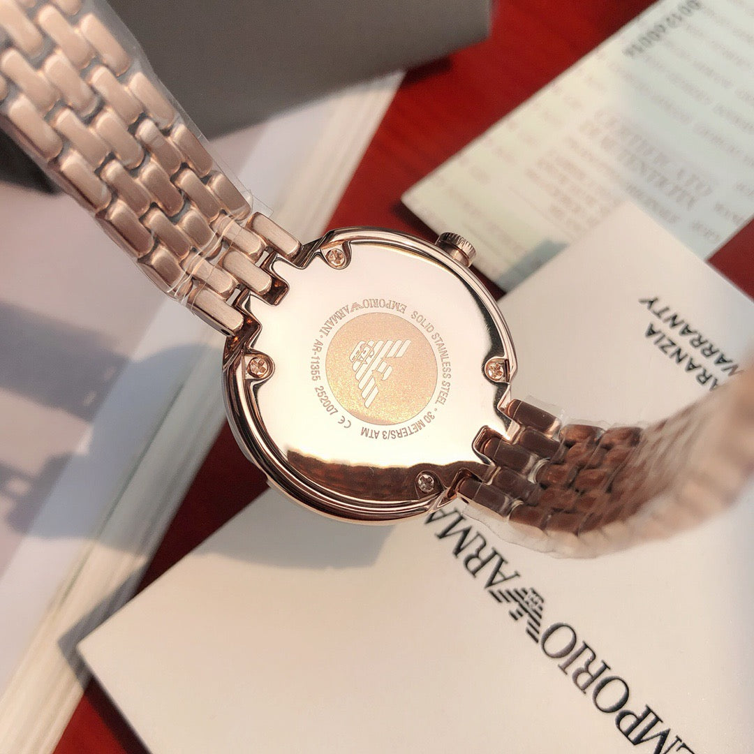 Arma*i - Fashion Casual Ladies' Watch with Steel Bracelet