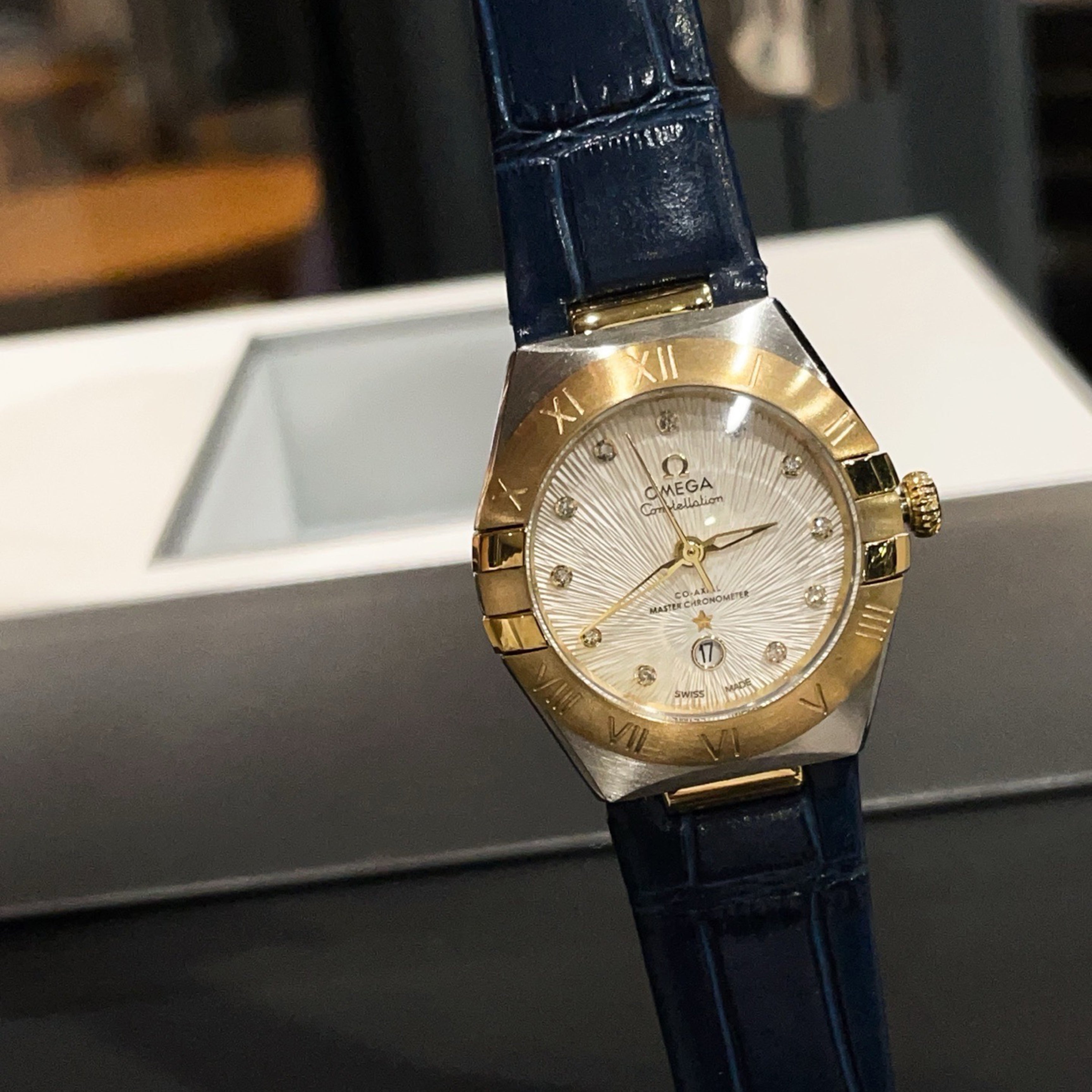 Omeg*- Fifth Generation Constellation Ladies' 29mm