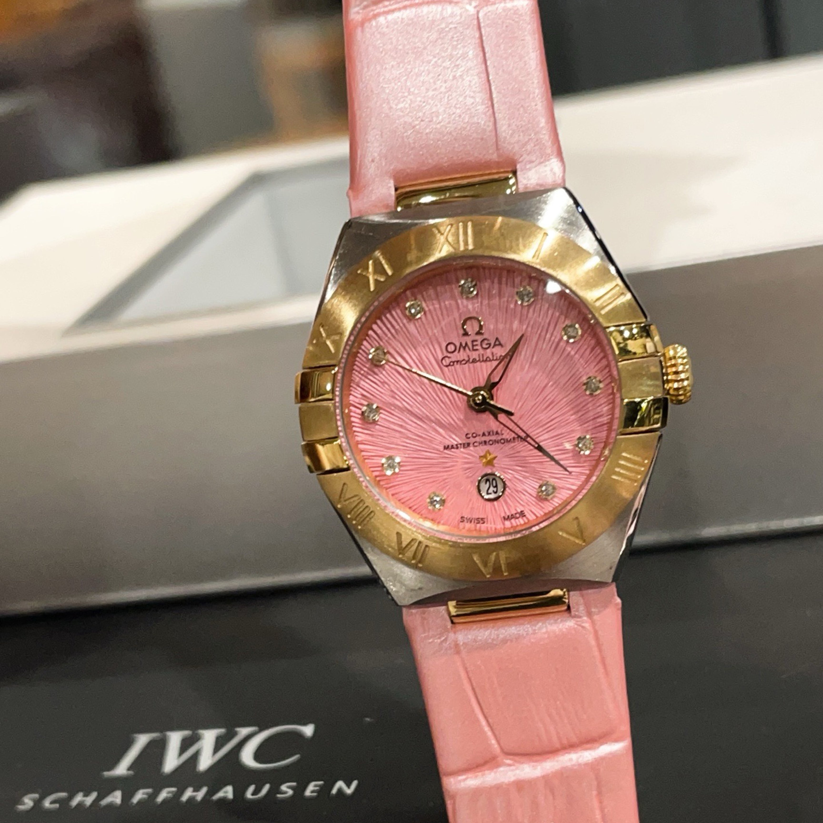 Omeg*- Fifth Generation Constellation Ladies' 29mm