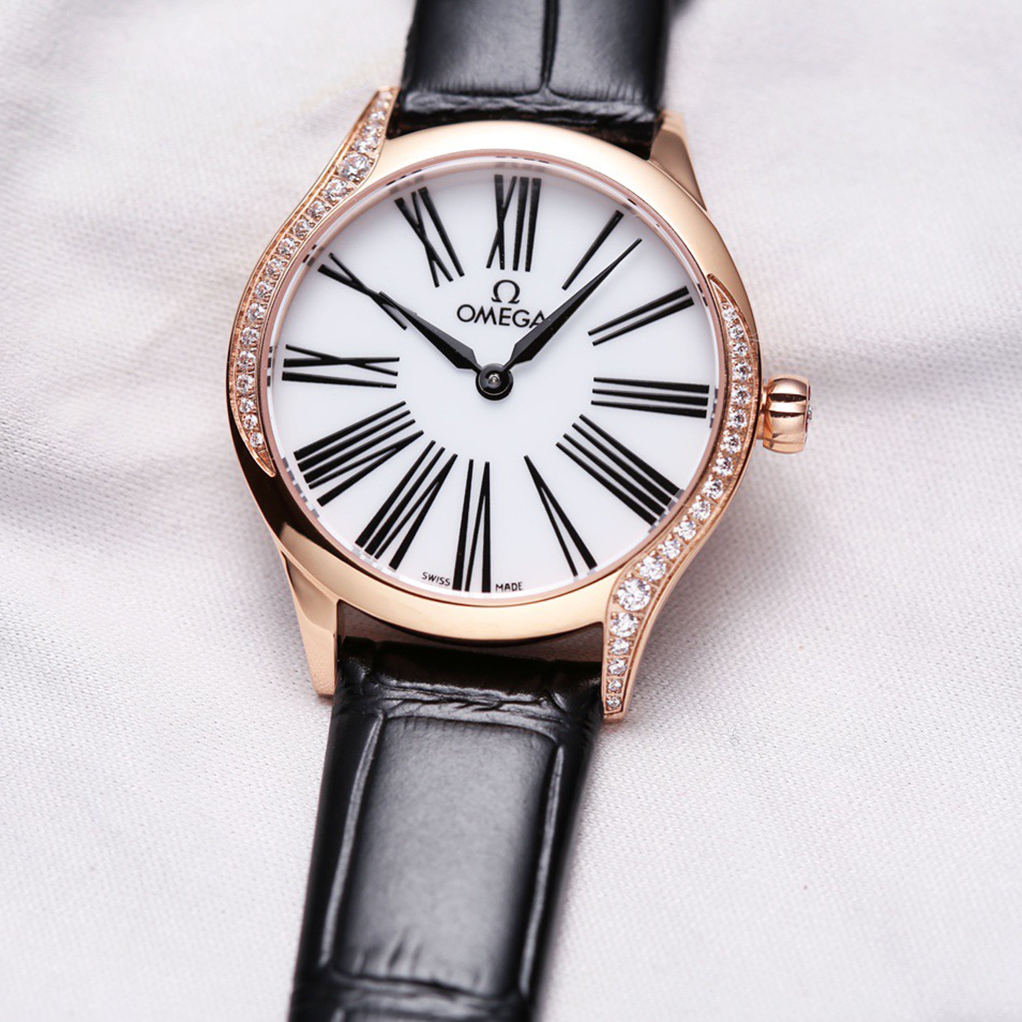 Omeg* De Ville Quartz Ladies Watch 32MM