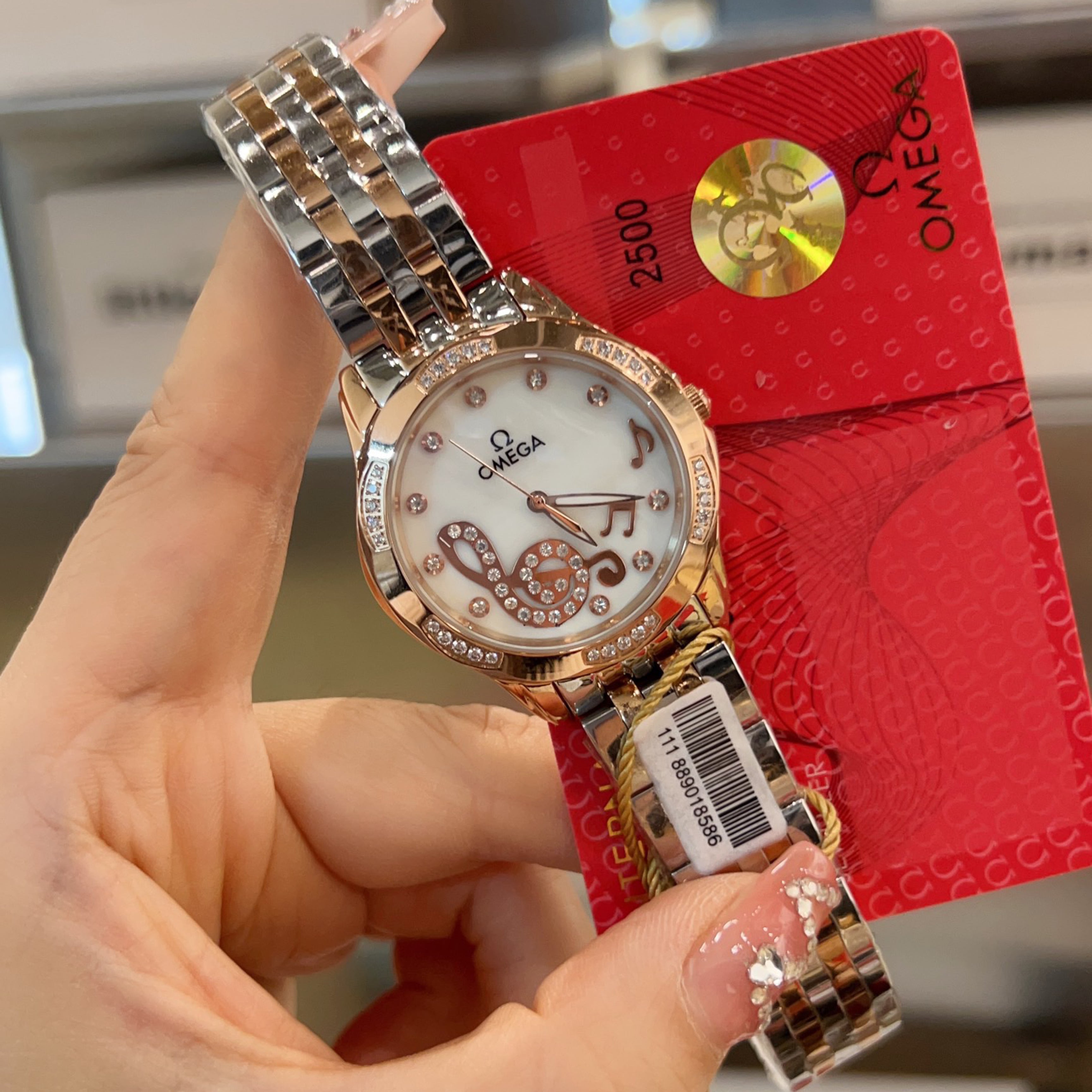 Omeg* - Women's Quartz Watch 36MM